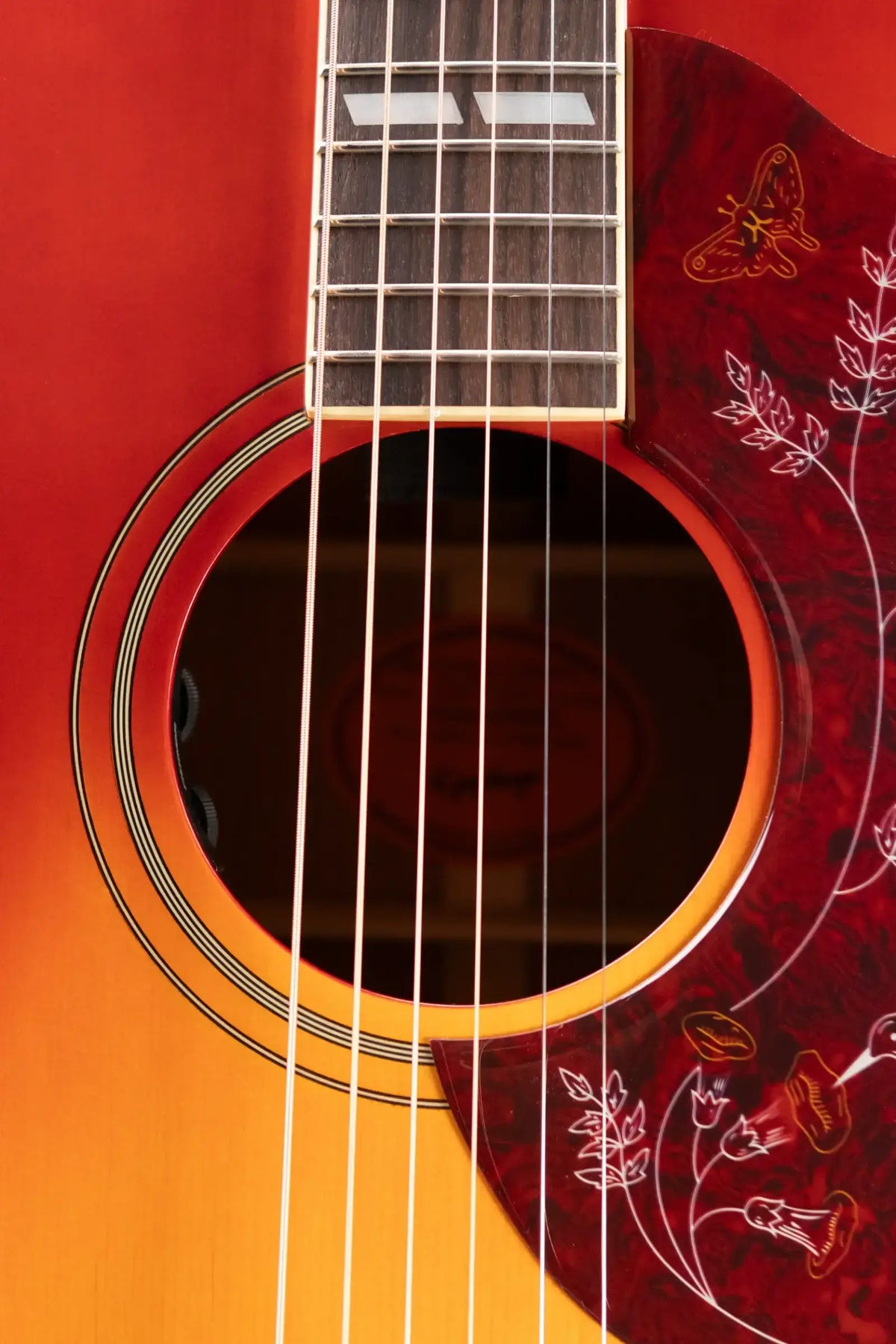 Epiphone Hummingbird Standard Acoustic/Electric Guitar - Cherry Sunburst with Gig Bag - Demo