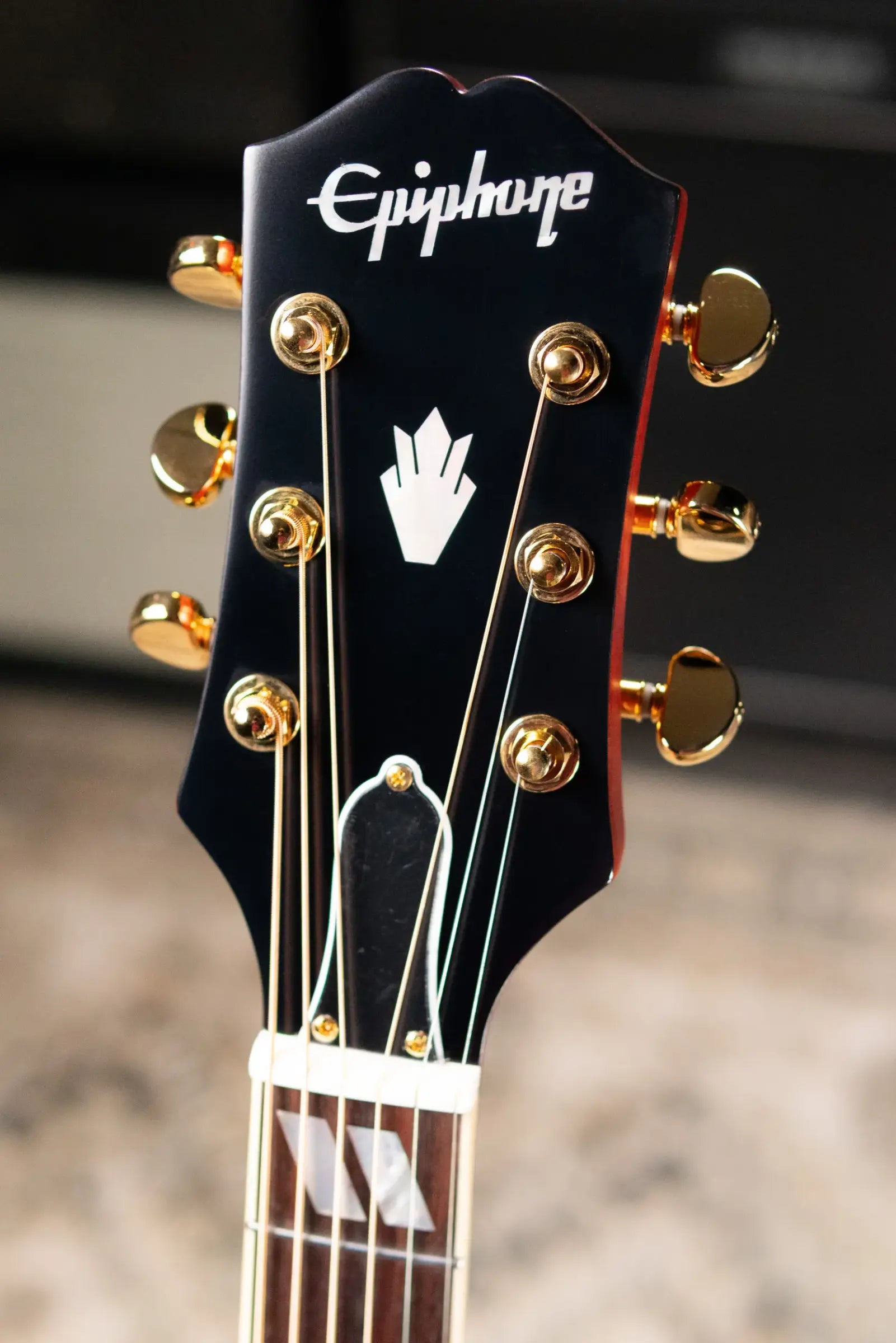 Epiphone Hummingbird Standard EC Acoustic/Electric Guitar - Cherry Sunburst