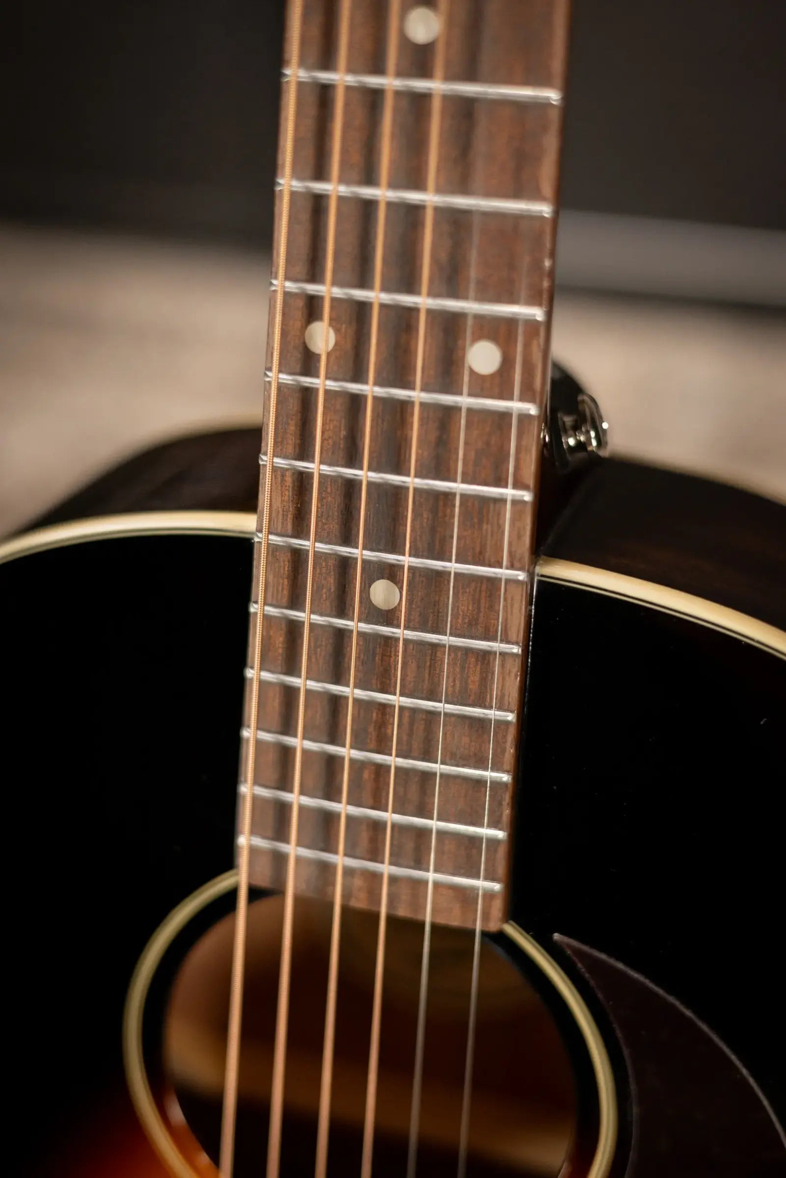 Epiphone J-45 Express Acoustic Guitar - Vintage Sunburst with Gig Bag