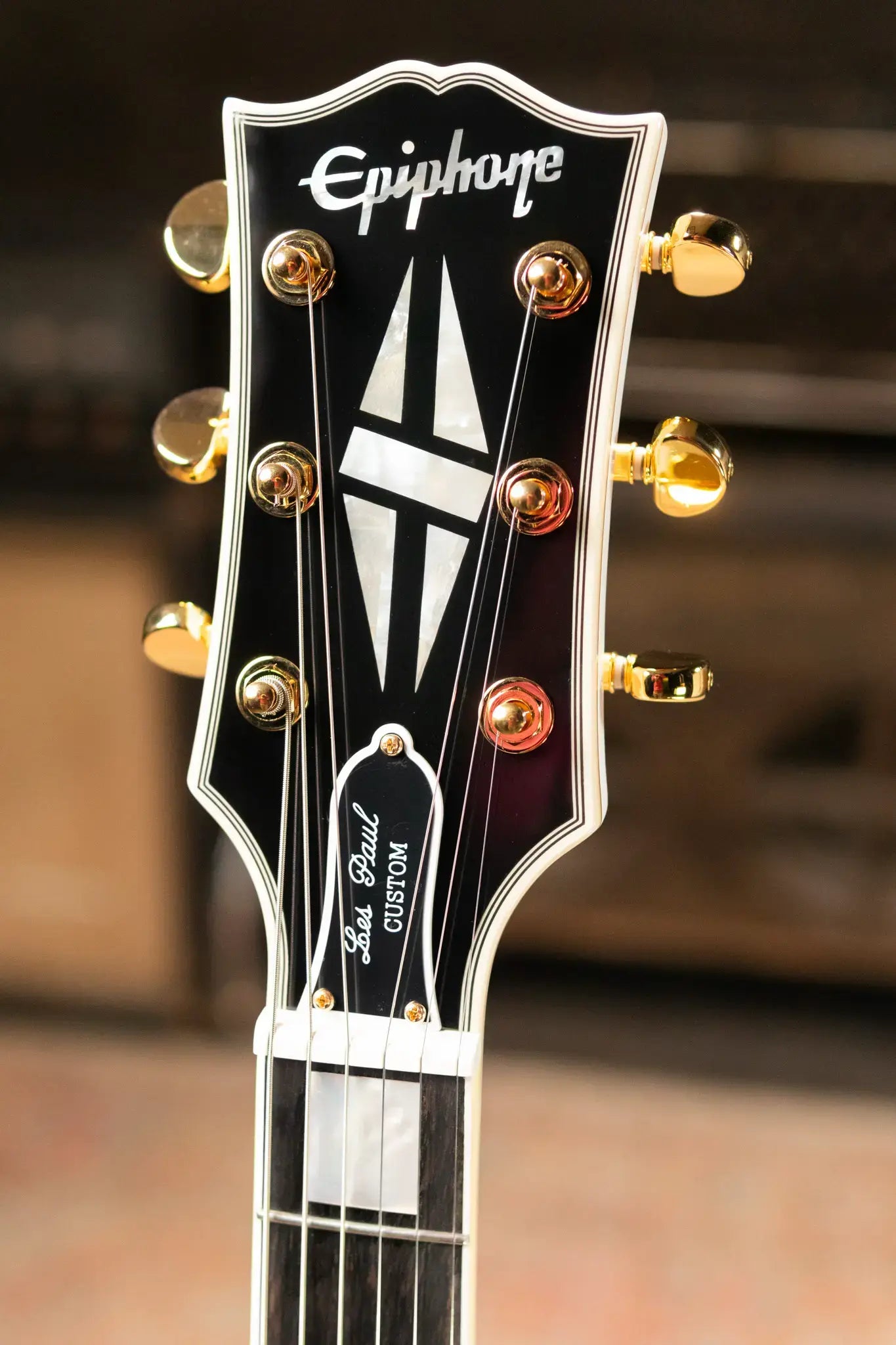 Epiphone Les Paul Custom Electric Guitar - Alpine White with Hardshell Case