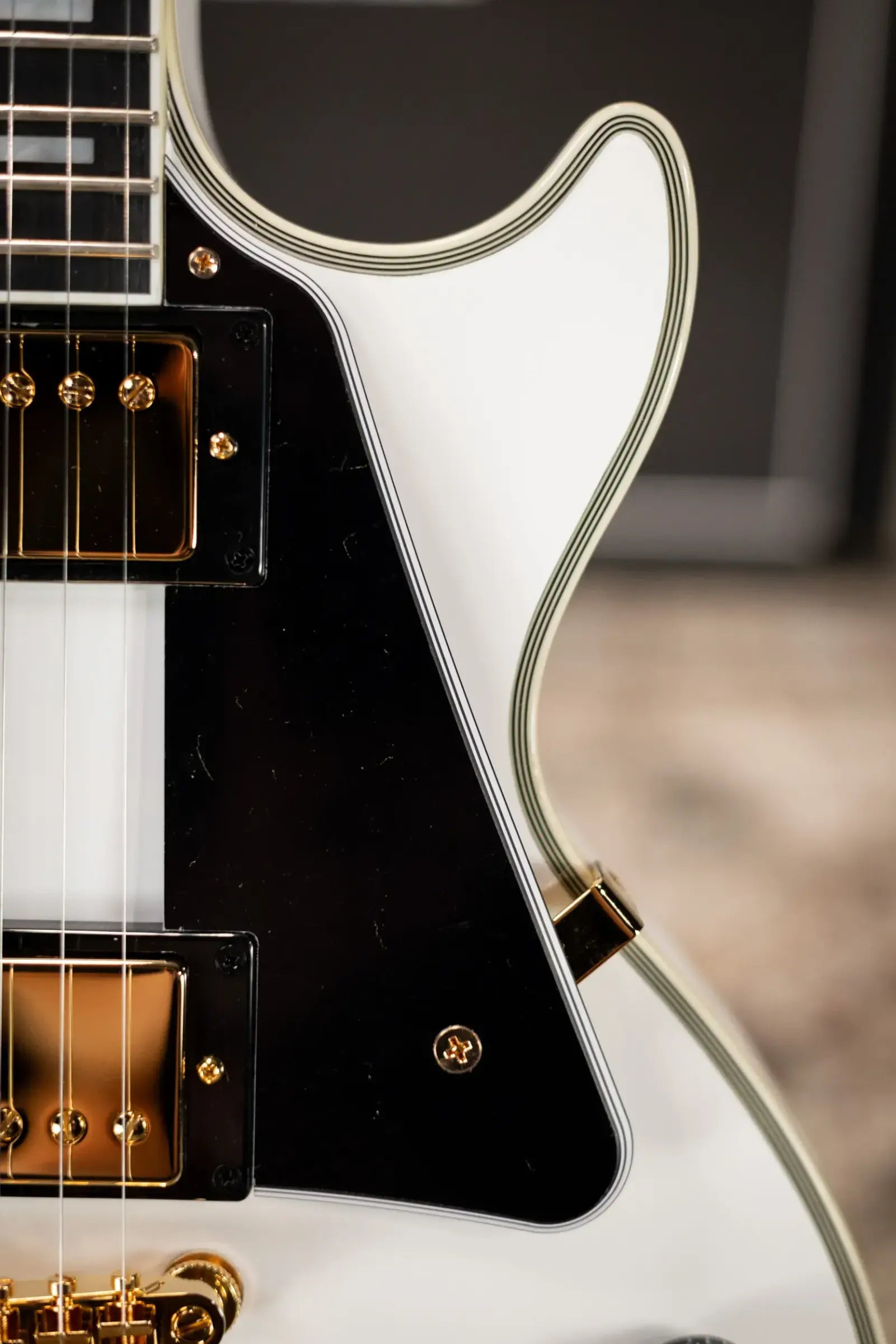 Epiphone Les Paul Custom Electric Guitar - Alpine White with Hardshell Case
