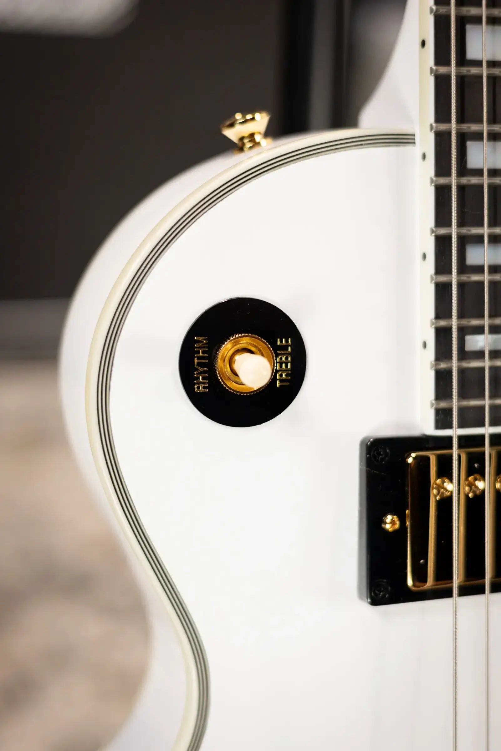 Epiphone Les Paul Custom Electric Guitar - Alpine White with Hardshell Case