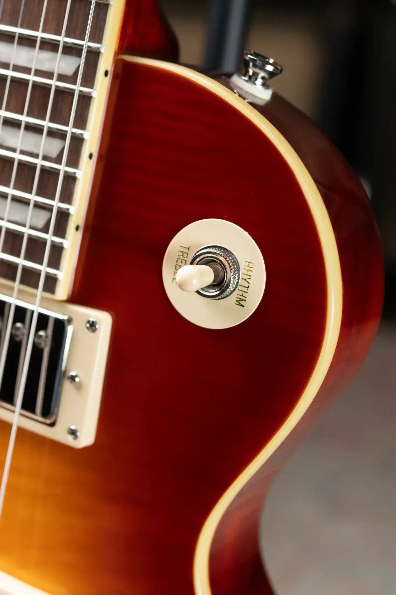 Epiphone Les Paul Standard 50s Figured Left Handed Electric Guitar - Washed Cherry Sunburst with Gig Bag