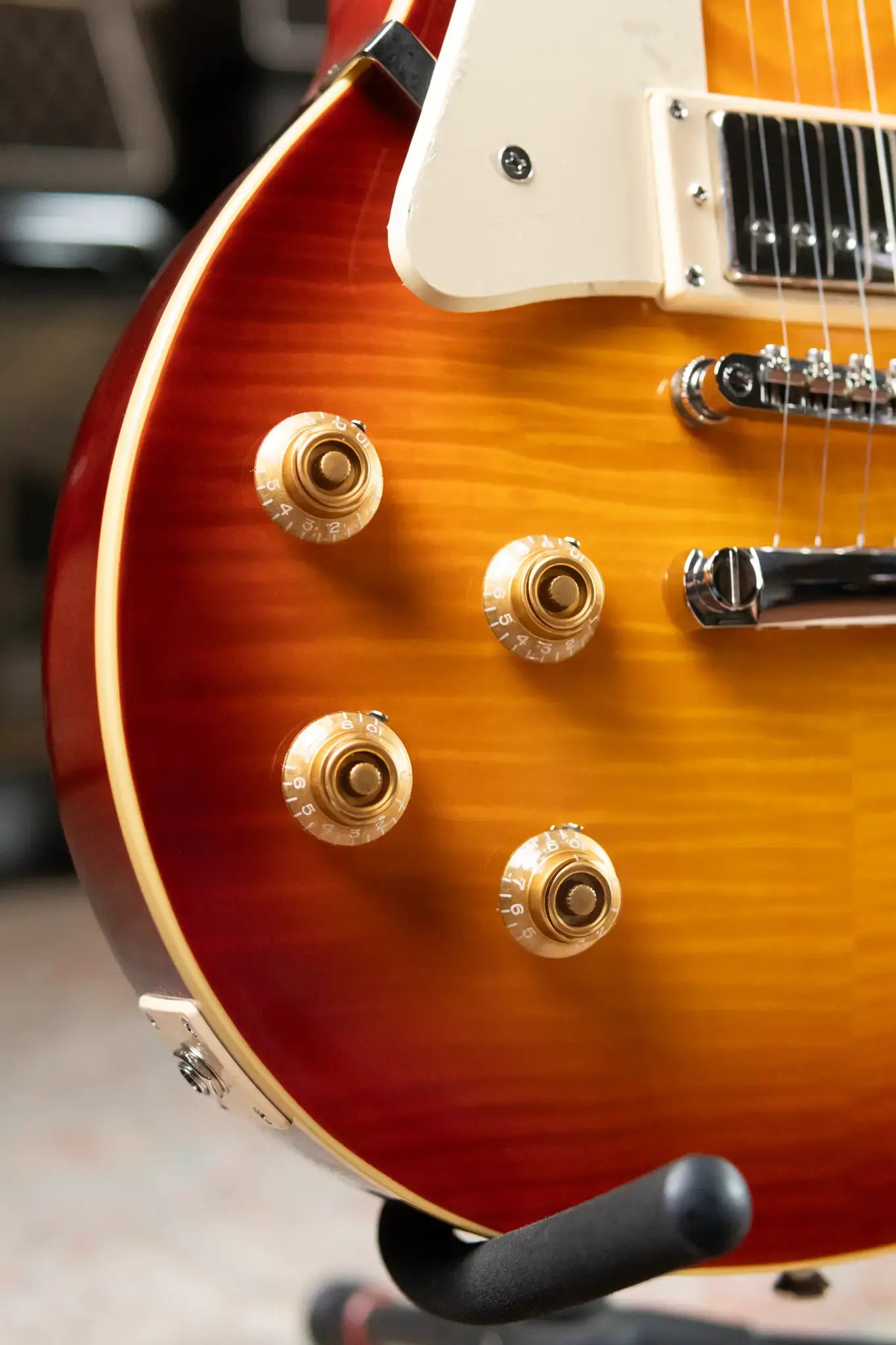 Epiphone Les Paul Standard 50s Figured Left Handed Electric Guitar - Washed Cherry Sunburst with Gig Bag