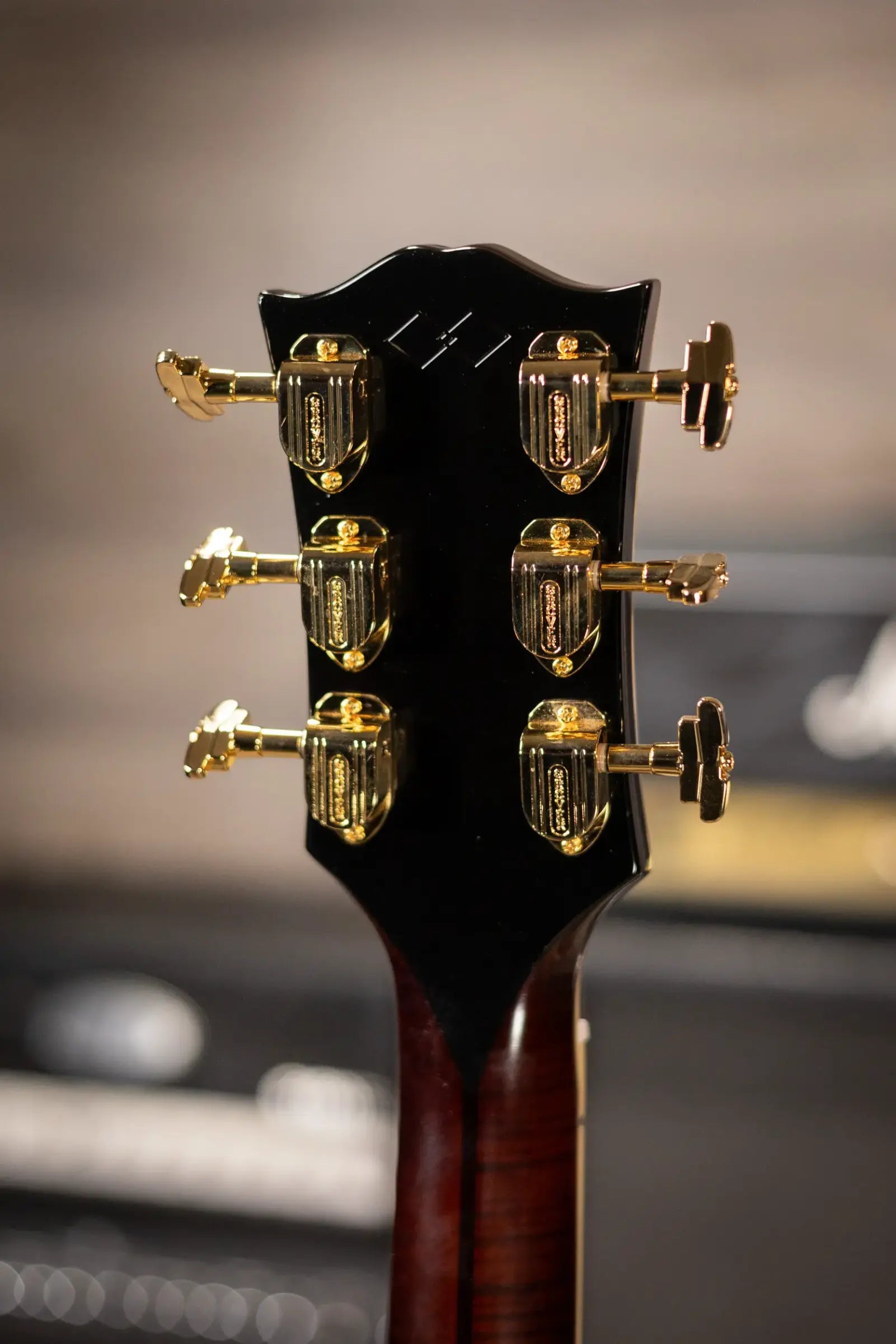 Epiphone Pre-War SJ-200 Rosewood Reissue Acoustic/Electric Guitar - Vintage Sunburst with Hardshell Case