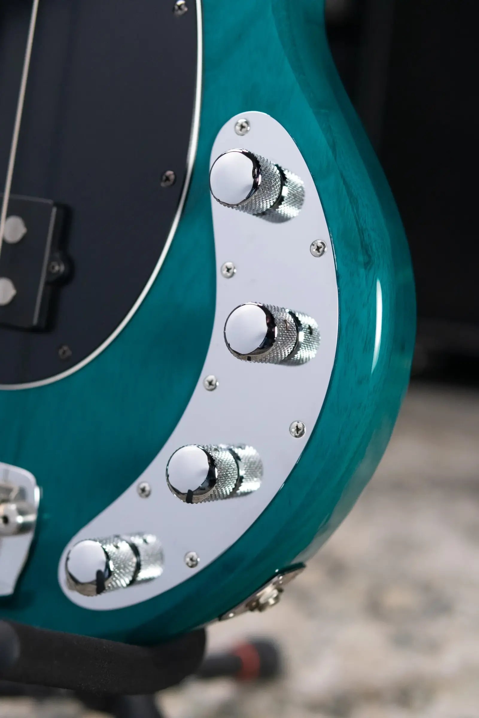 Ernie Ball Music Man StingRay 4 H Fretless Bass Translucent Teal - Used