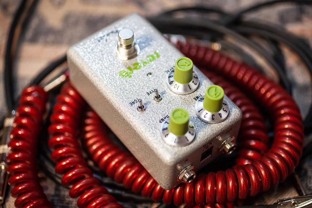 Fender Hammertone Reverb Pedal - Floor Model