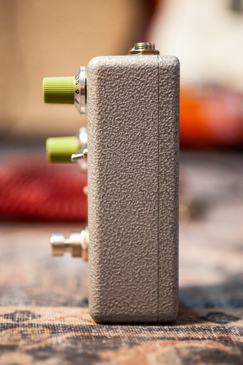 Fender Hammertone Reverb Pedal - Floor Model