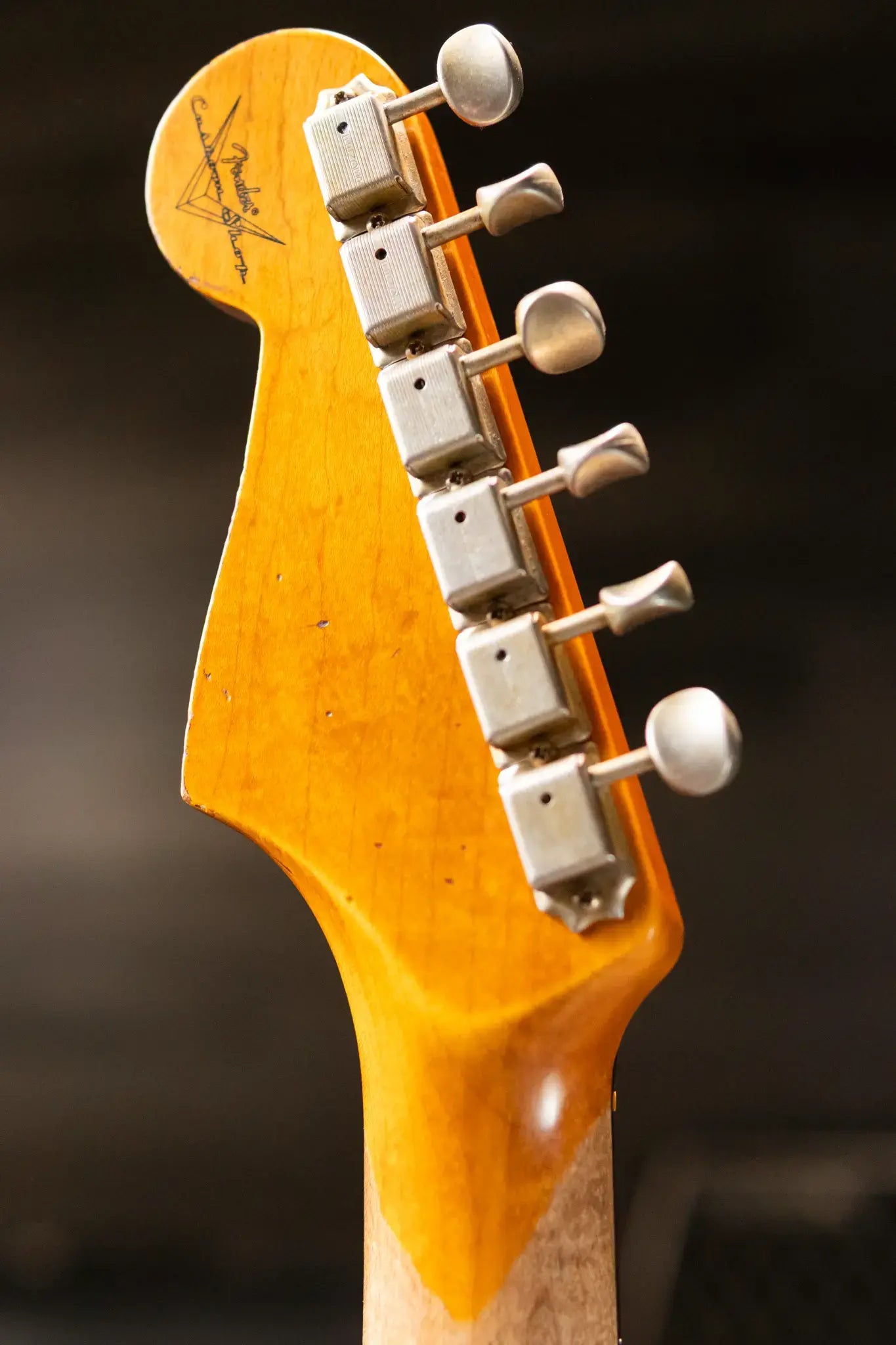 Fender Custom Shop 1965 Stratocaster Super Heavy Relic Electric Guitar - Super Faded Aged Firemist Silver over 3-Color Sunburst with Hardshell Case