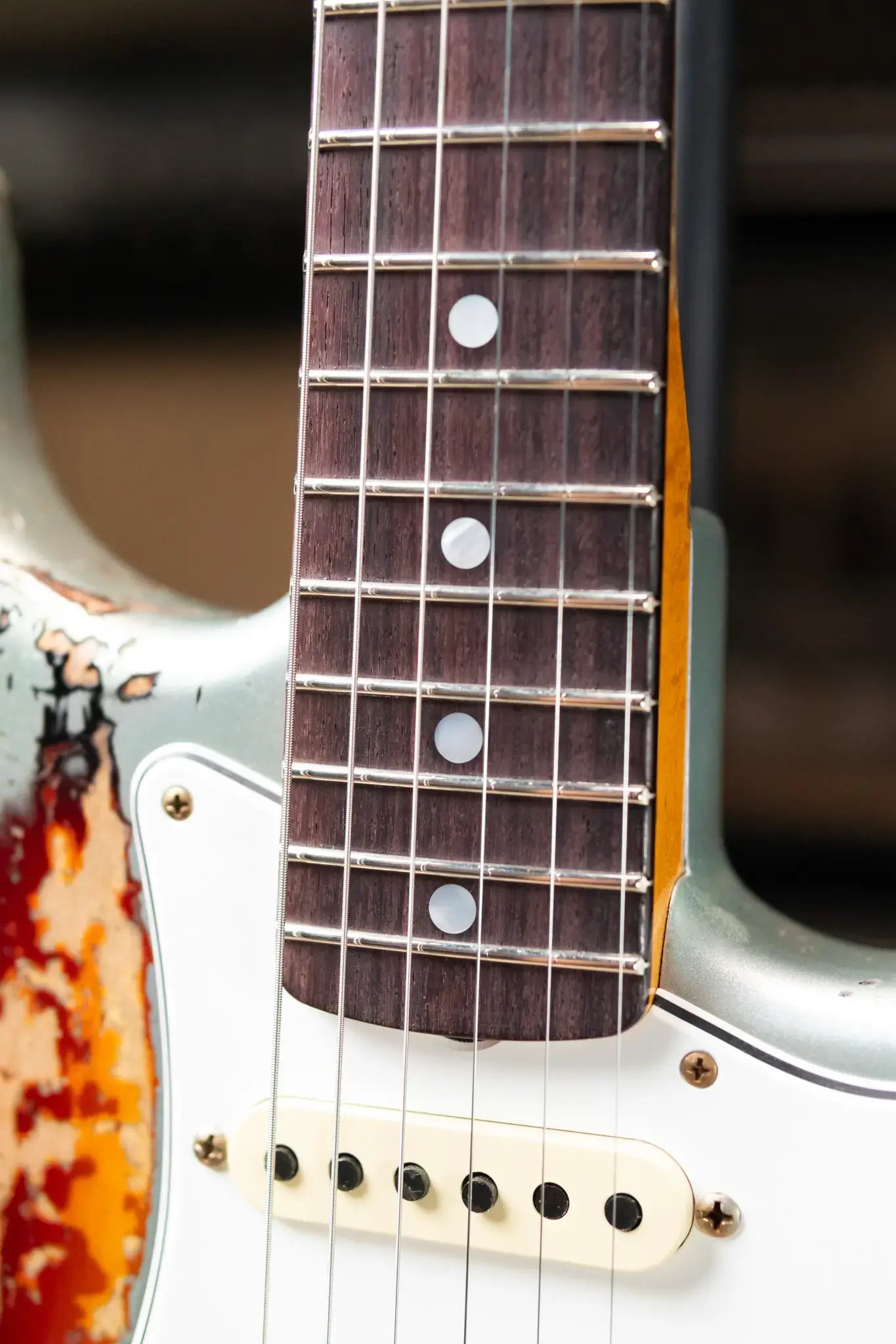Fender Custom Shop 1965 Stratocaster Super Heavy Relic Electric Guitar - Super Faded Aged Firemist Silver over 3-Color Sunburst with Hardshell Case