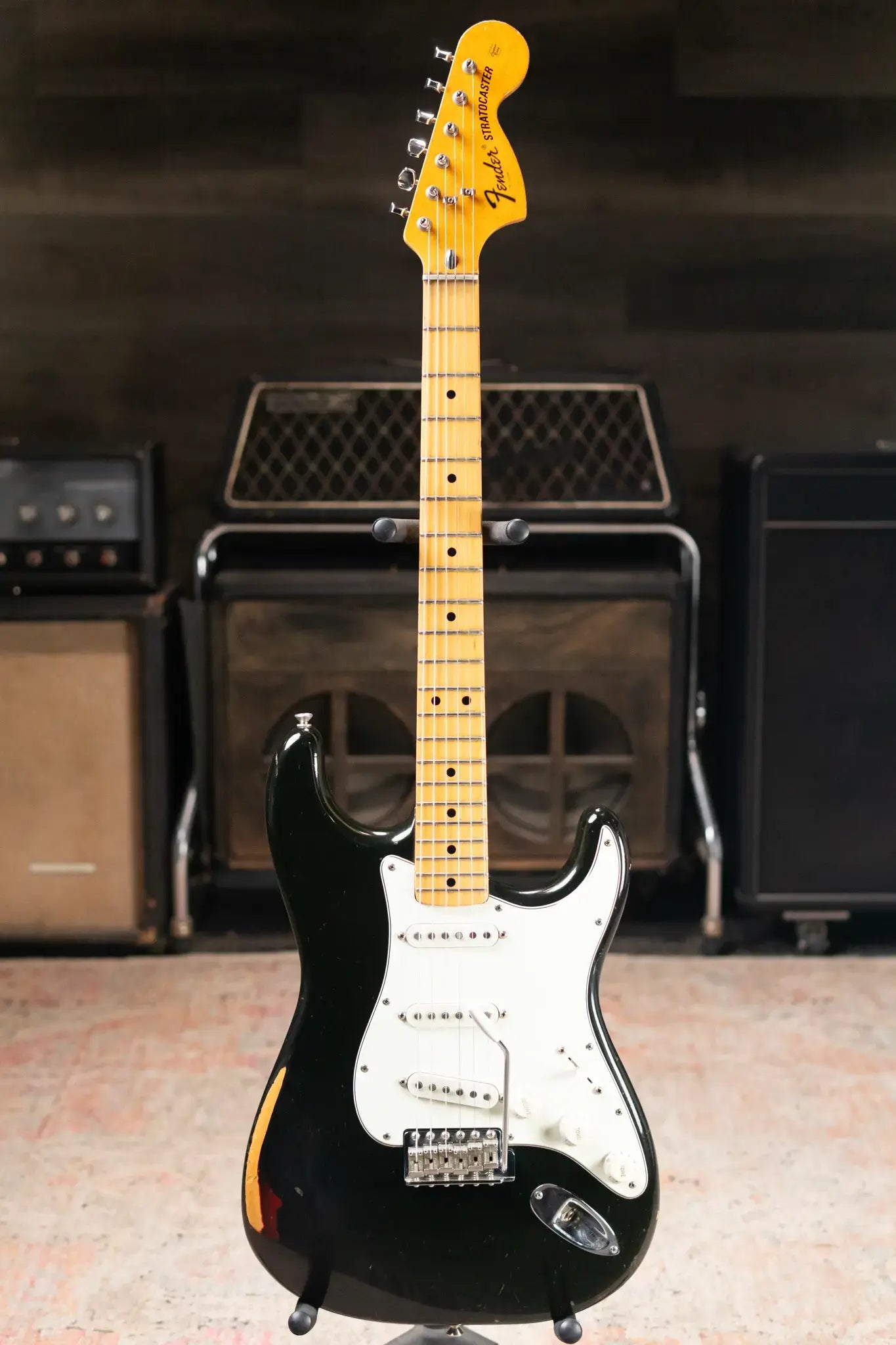 Fender 1975 Traditional Stratocaster Black with Hardshell Case - Used