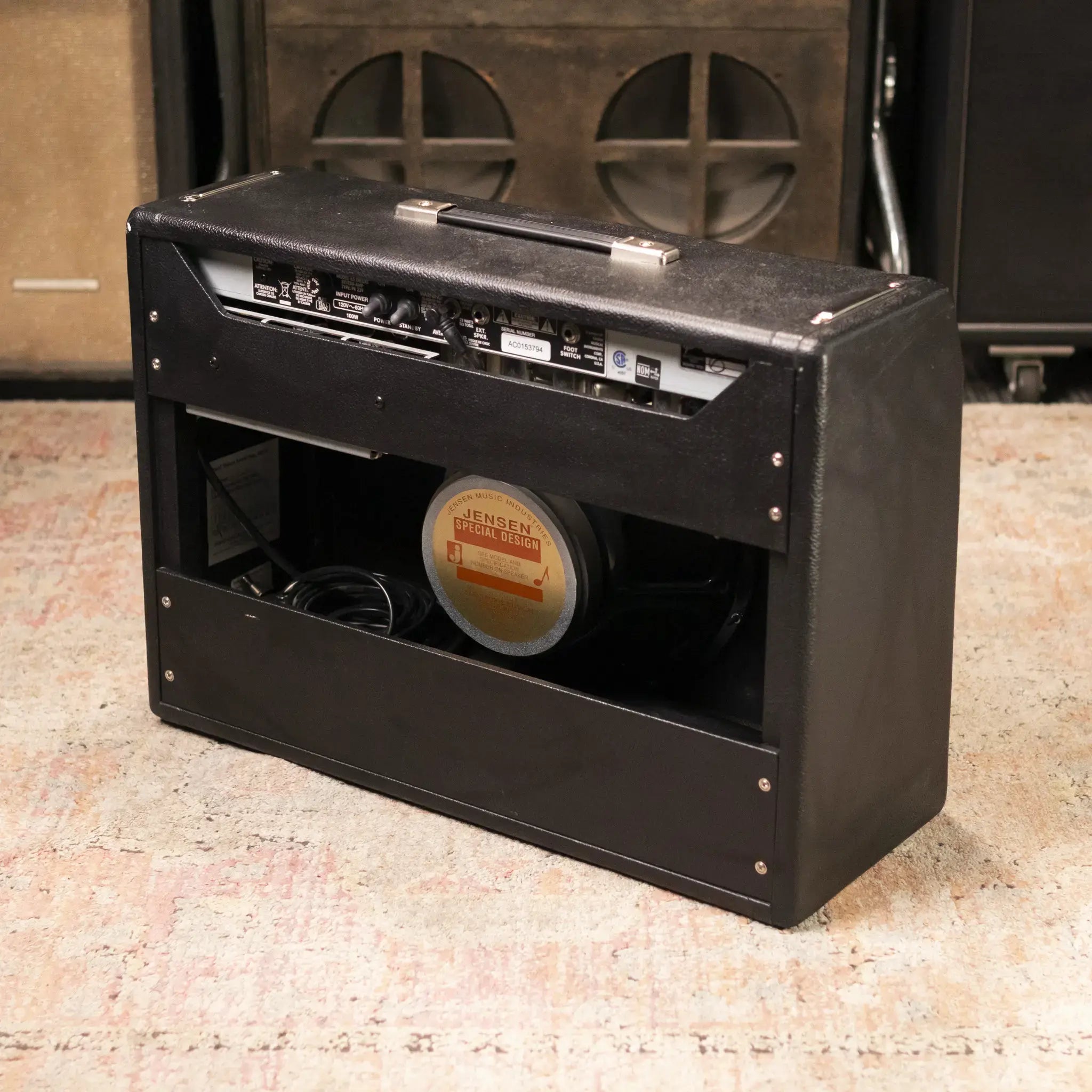 Fender '65 Deluxe Reverb 1x12 Combo Amplifier with Cover - Used