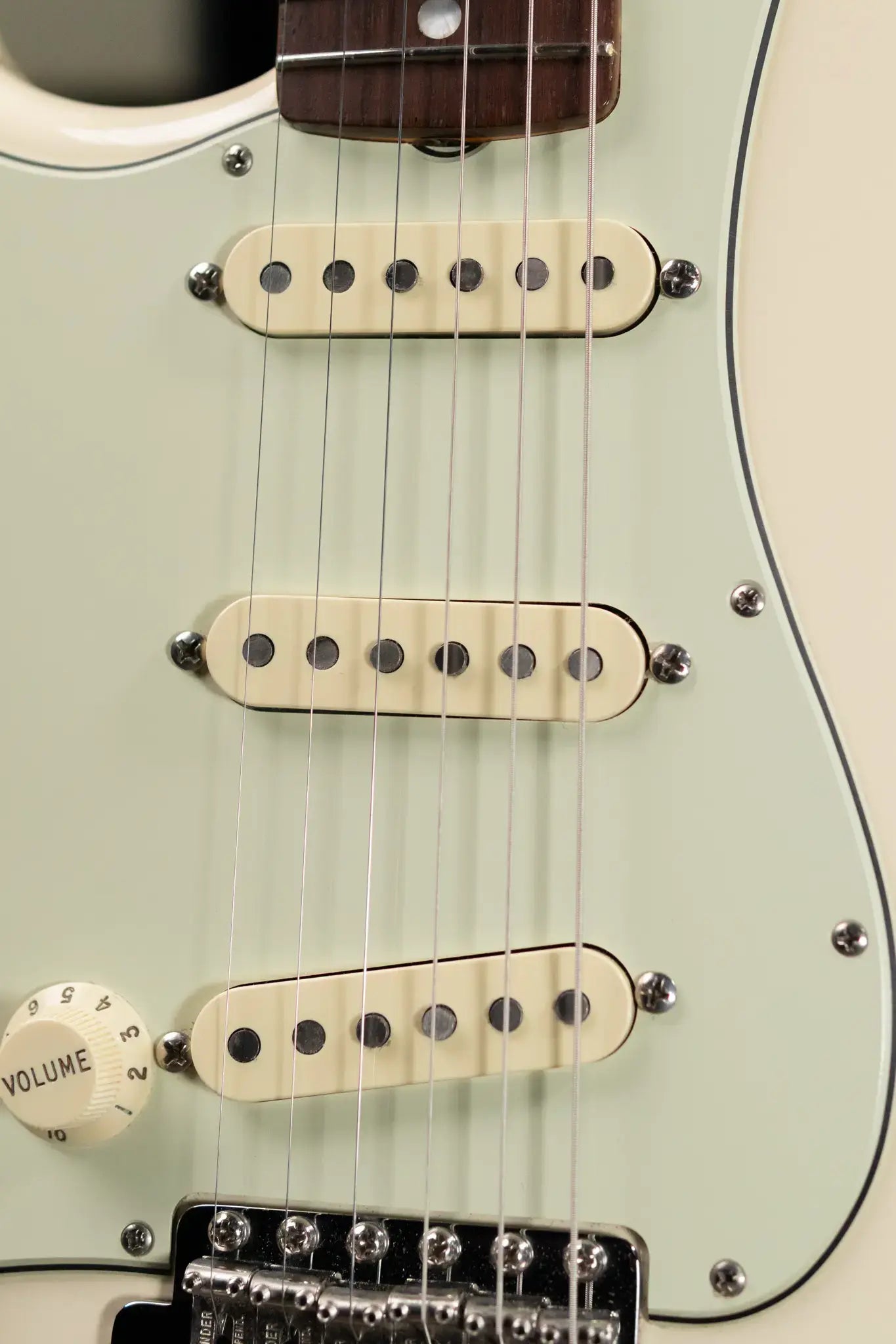 Fender American Original '60s Stratocaster Left-Handed Electric Guitar - Olympic White with Hardshell Case - Used