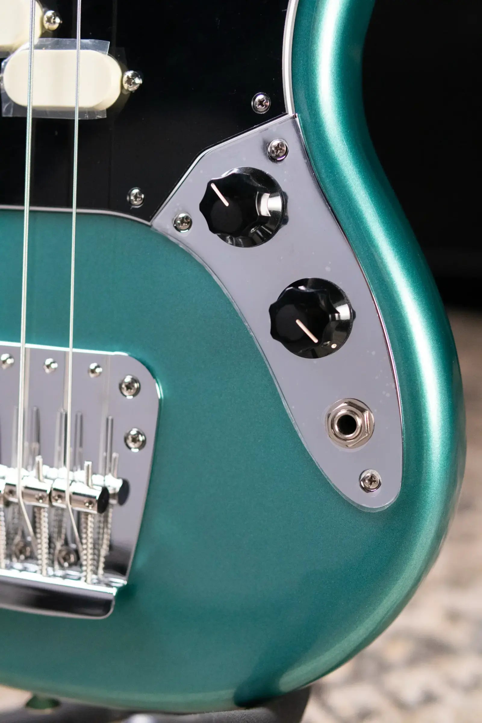 Fender American Professional Classic Mustang Bass - Faded Sherwood Green Metallic with Gig Bag