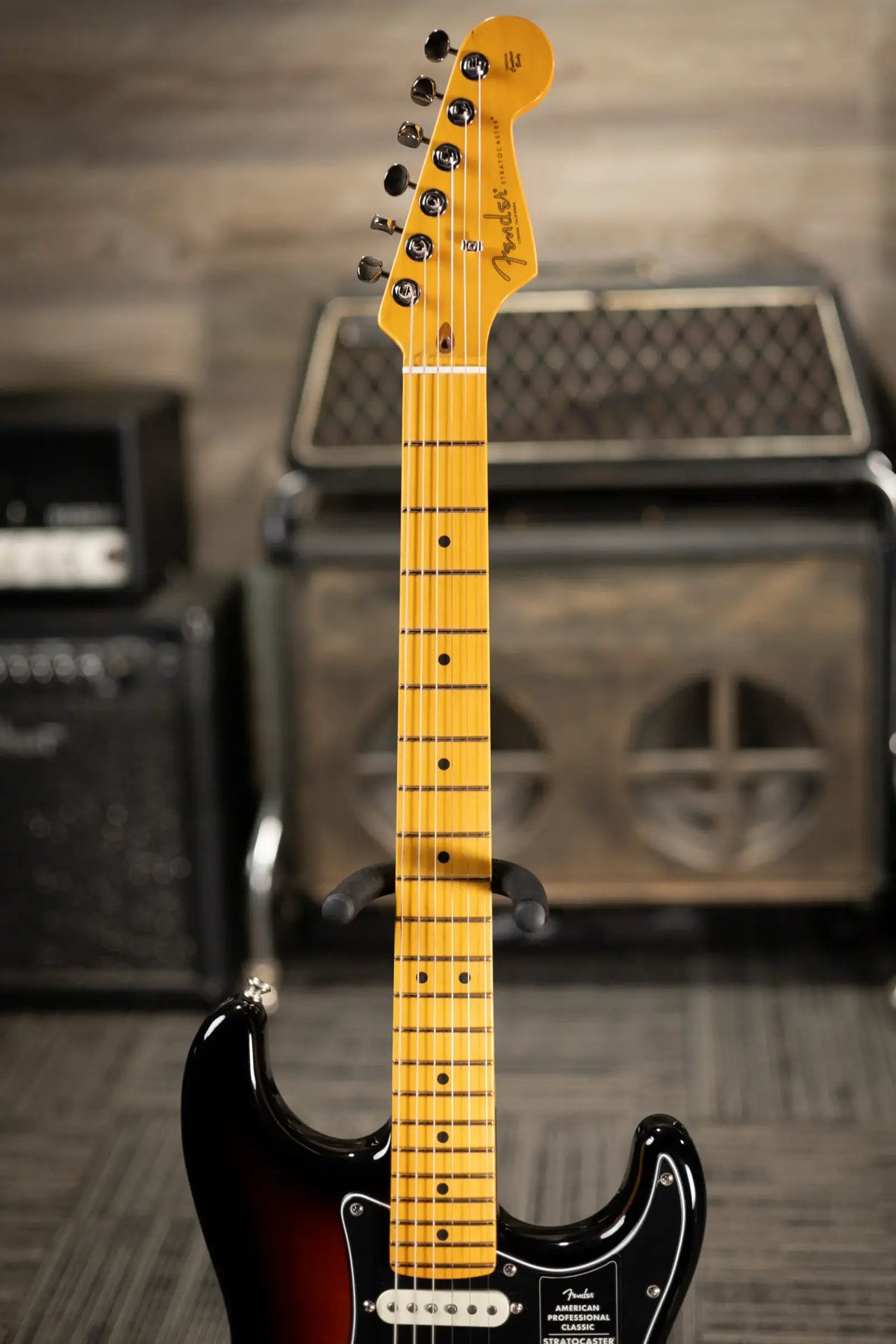 Fender American Professional Classic Stratocaster Electric Guitar - 3-Color Sunburst with Gig Bag - Demo