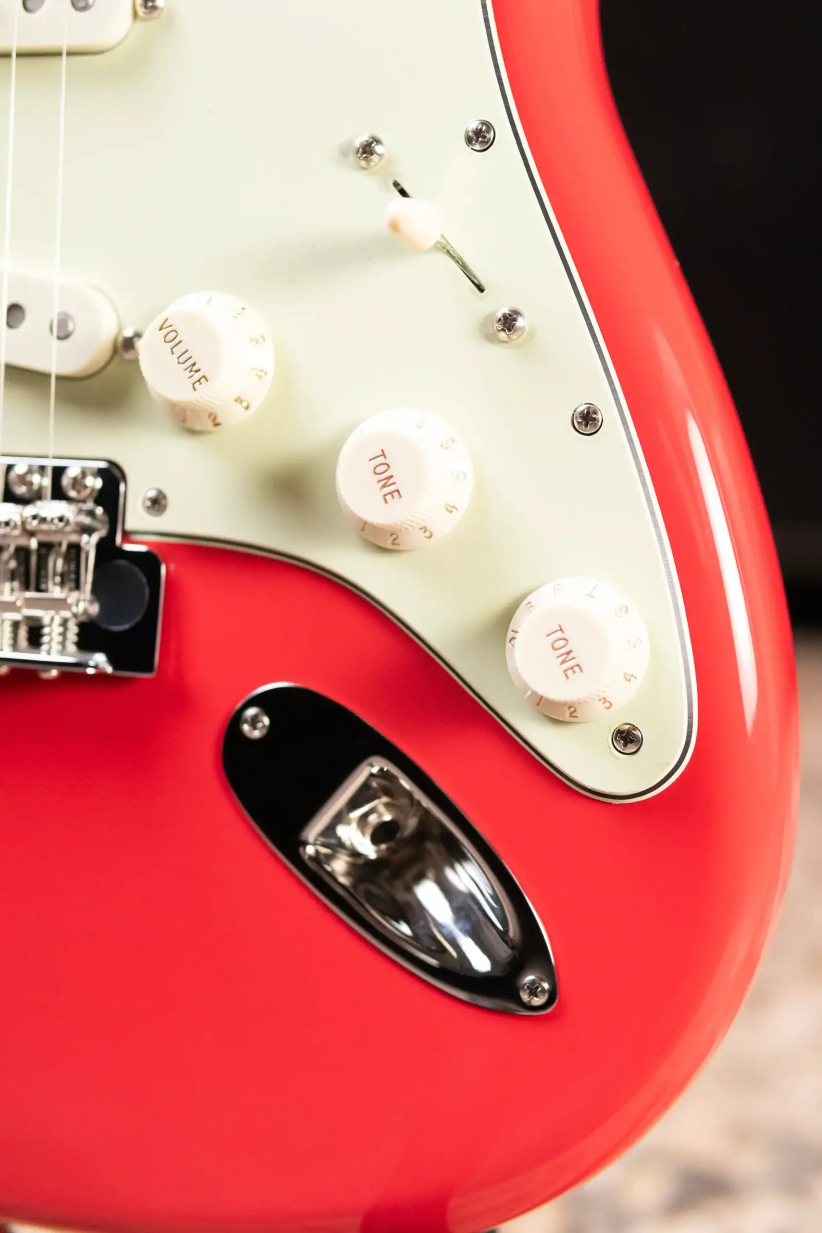 Fender American Professional Classic Stratocaster Electric Guitar - Faded Dakota Red with Gig Bag
