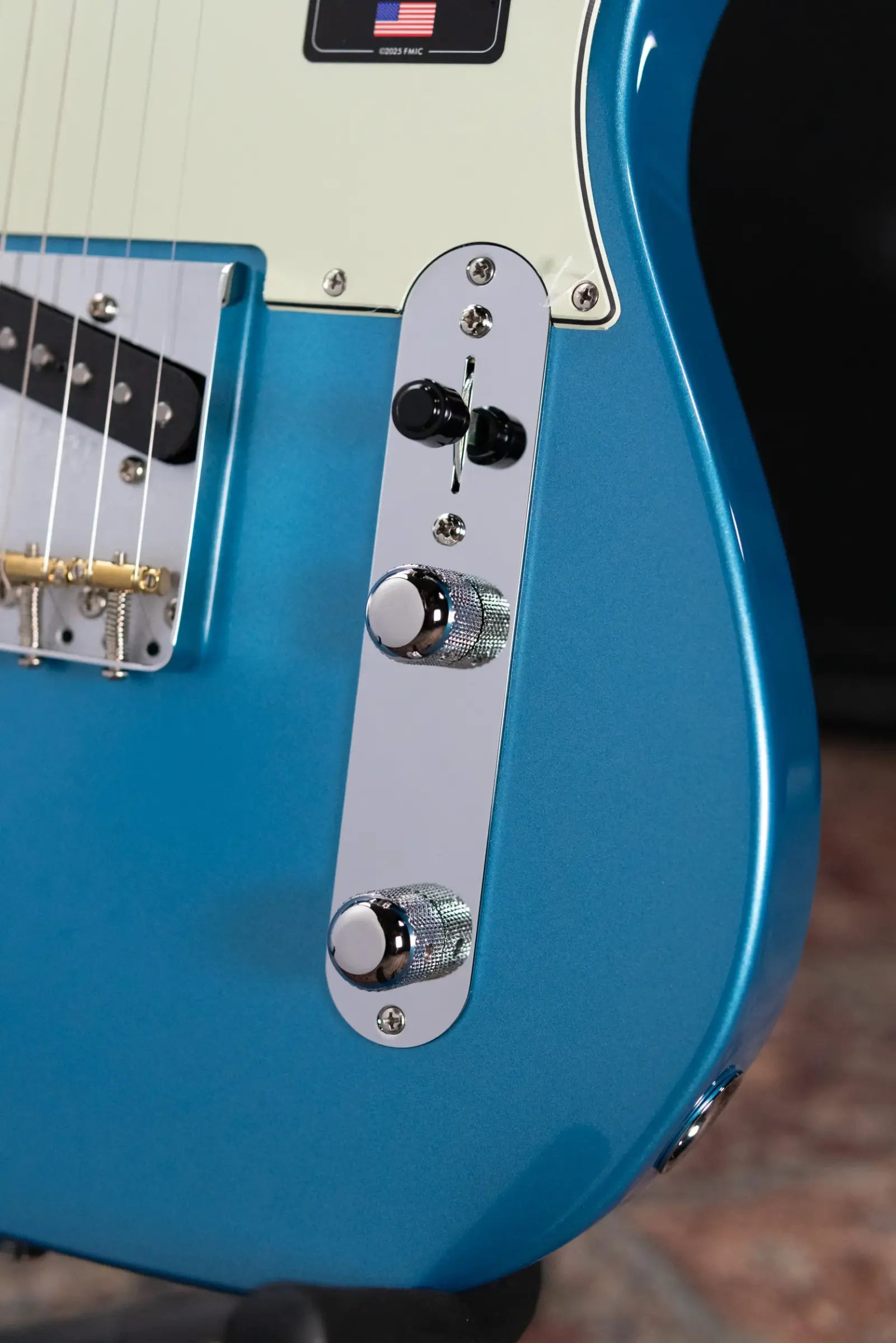 Fender American Professional Classic Telecaster Electric Guitar - Faded Lake Placid Blue with Gig Bag