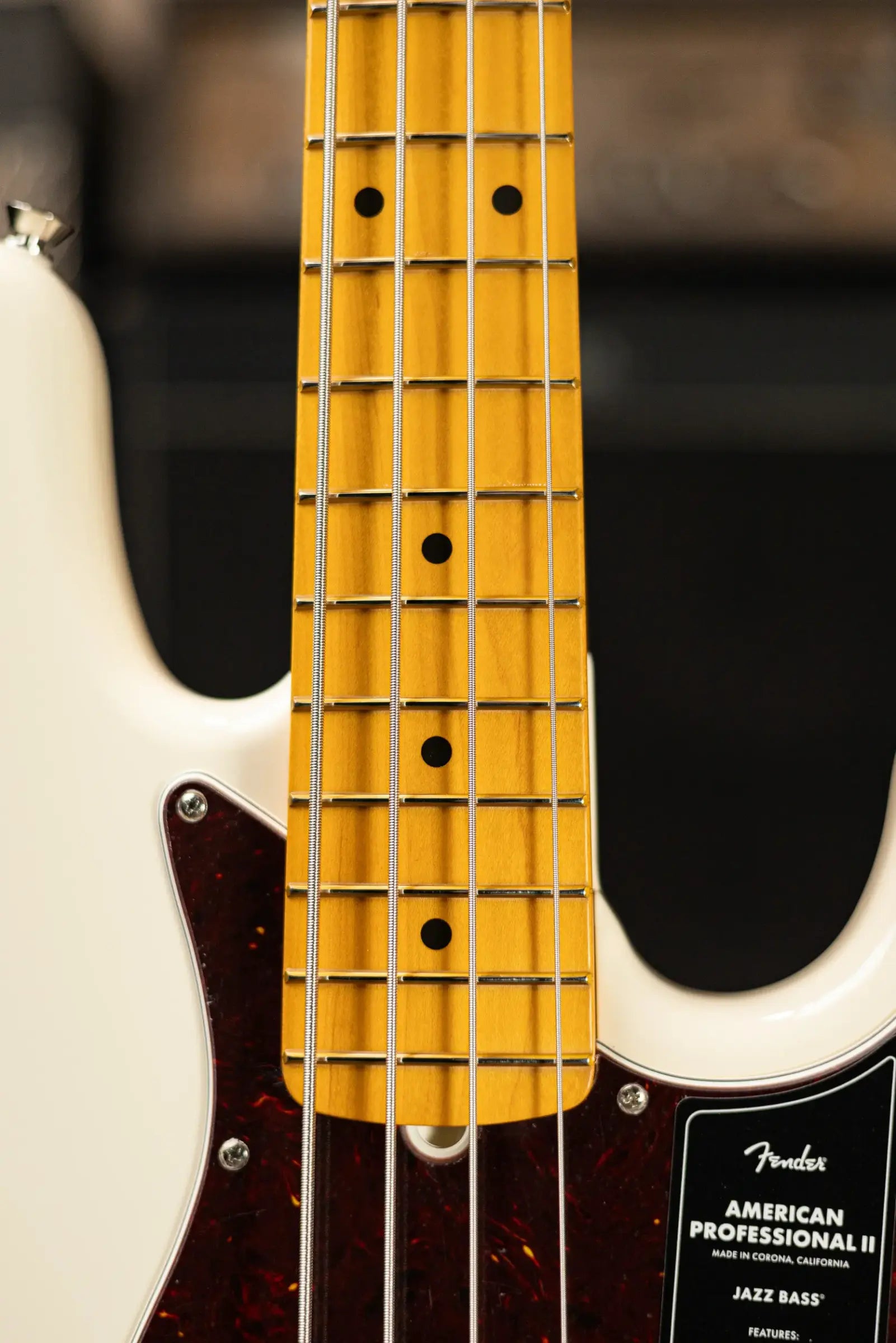 Fender American Professional II Jazz Bass - Olympic White with Hardshell Case
