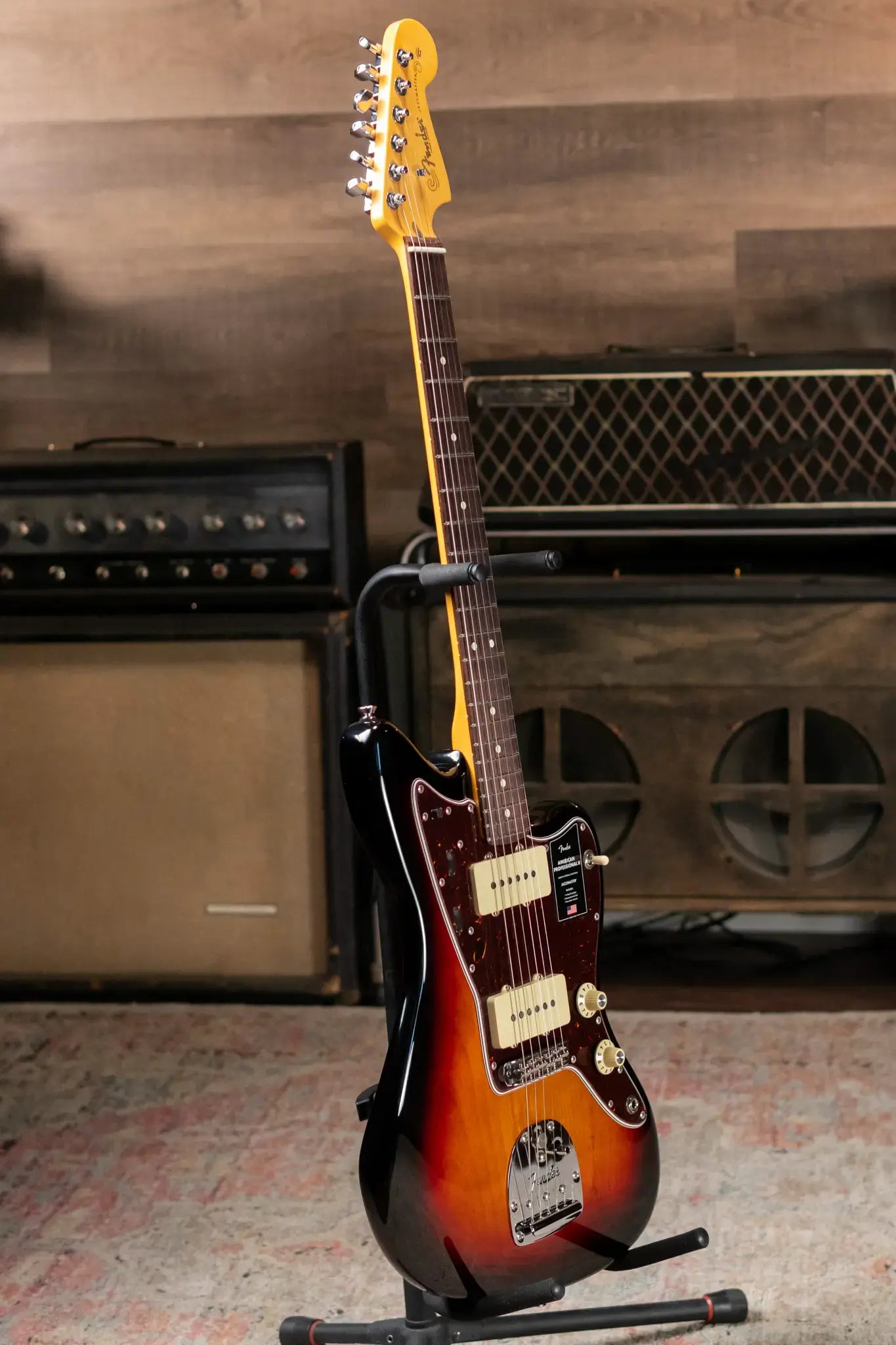 Fender American Professional II Jazzmaster Rosewood Fingerboard - 3-Color Sunburst with Hardshell Case