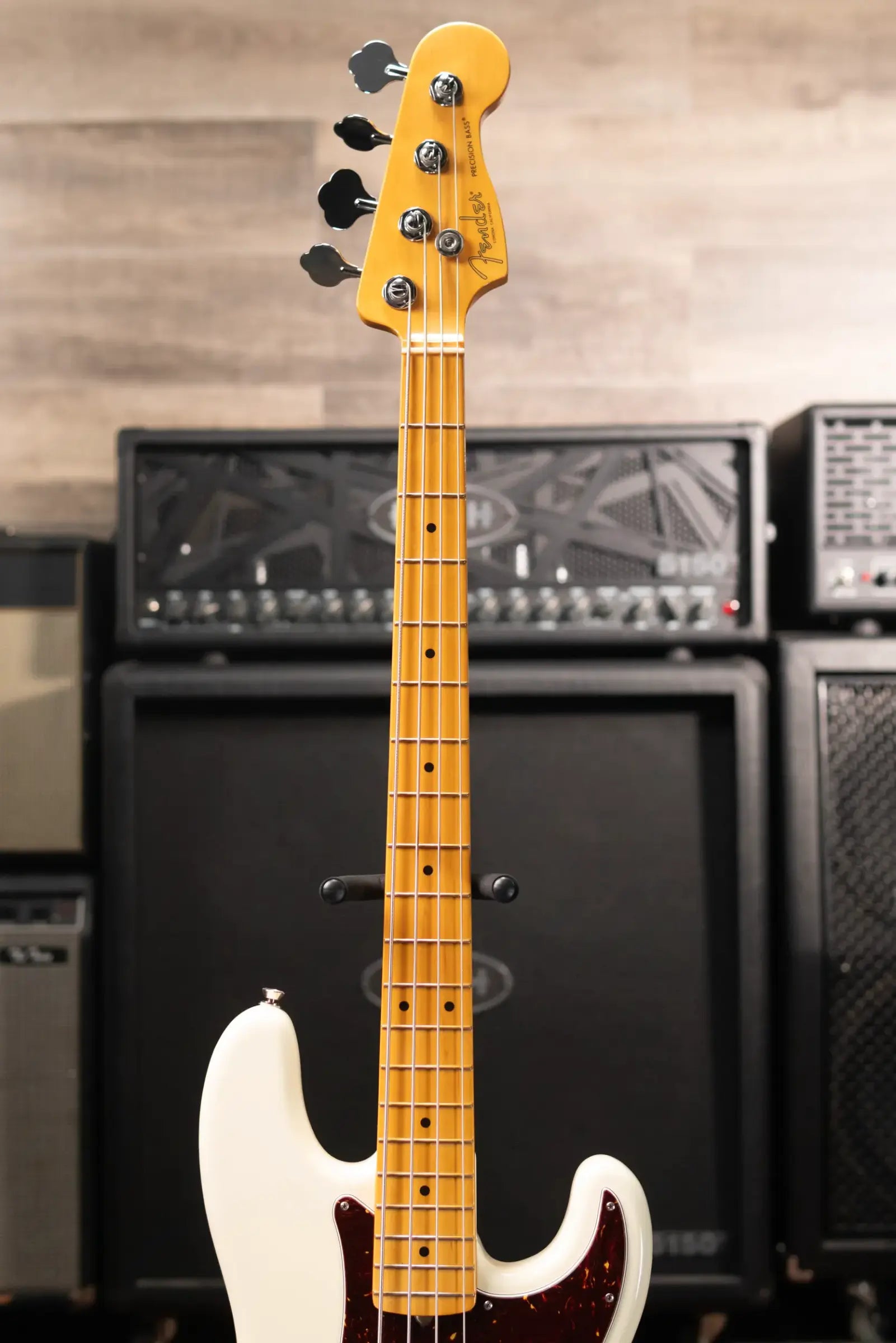 Fender American Professional II Precision Bass®, Maple Fingerboard, Olympic White - Deluxe Molded Case - Used