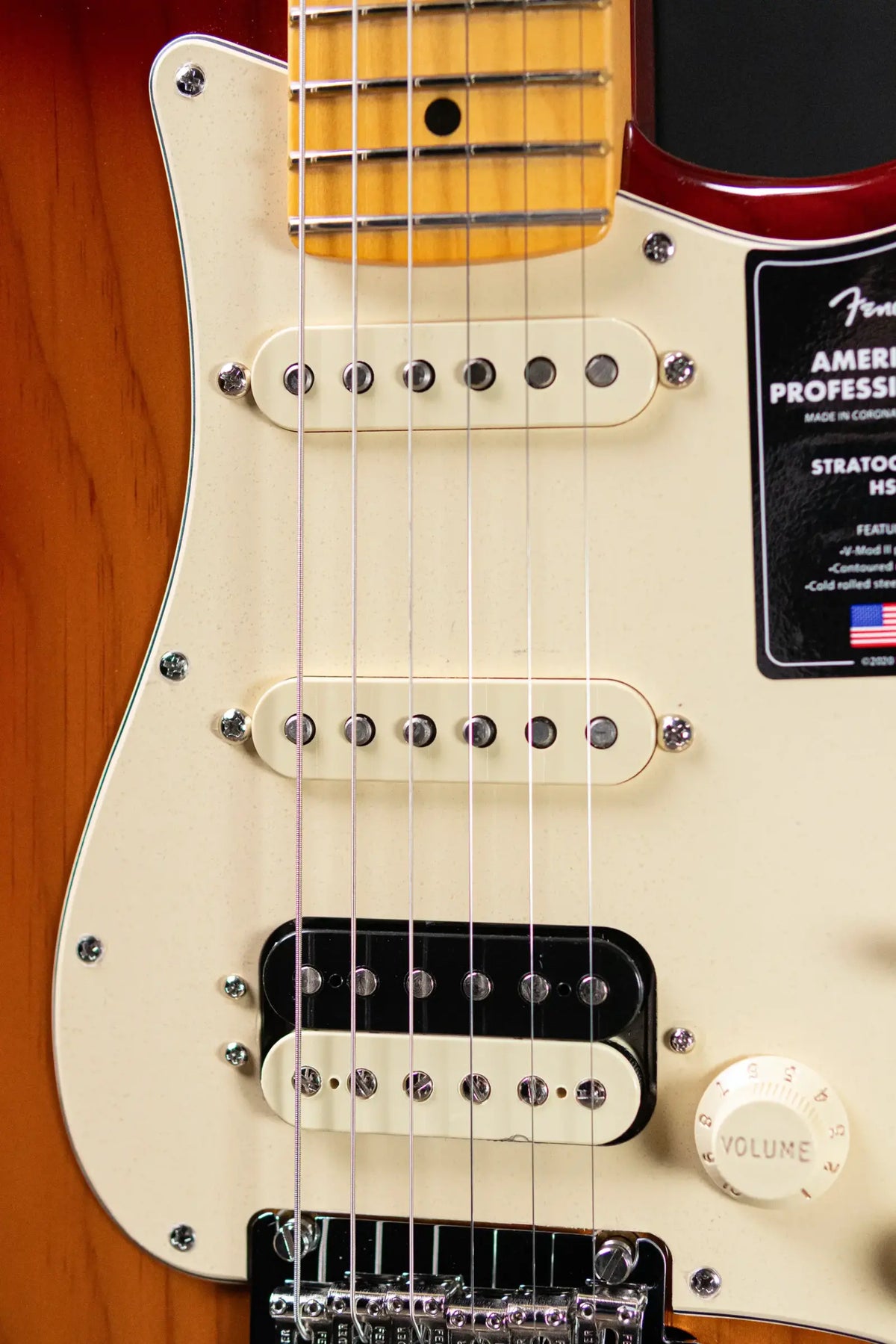 Fender American Professional II Stratocaster HSS Electric Guitar - Sienna Sunburst with Hardshell Case