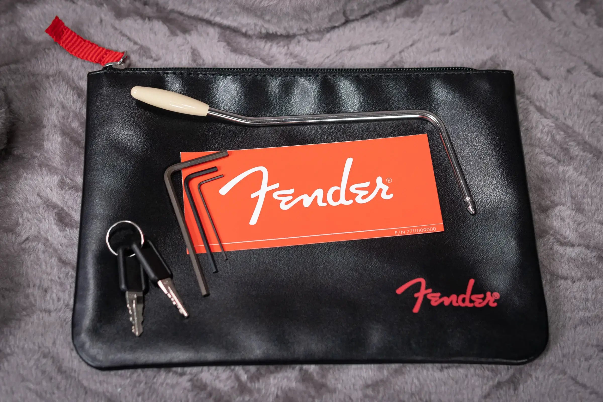 Fender American Professional II Stratocaster HSS Electric Guitar - Sienna Sunburst with Hardshell Case