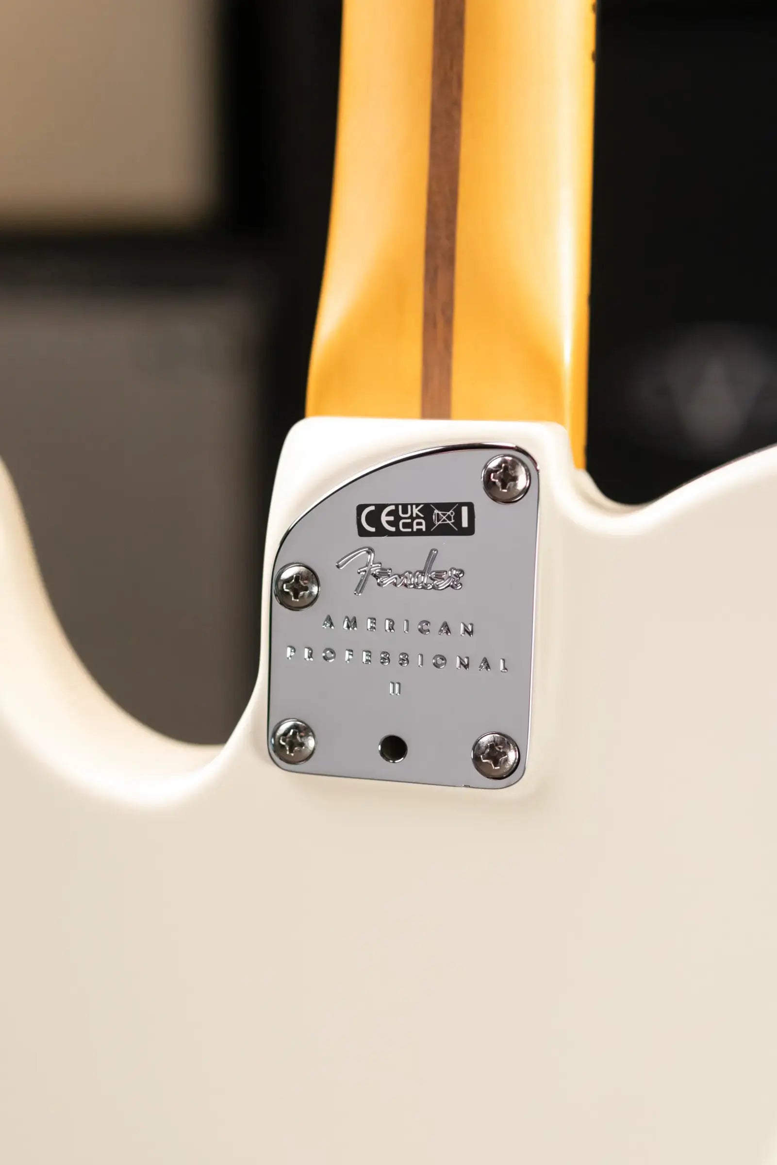 Fender American Professional II Telecaster Deluxe Electric Guitar - Olympic White with Hardshell Case