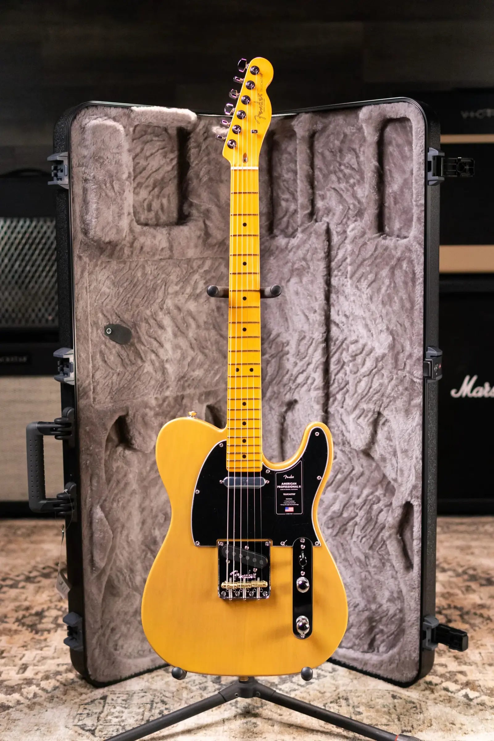 Fender American Professional II Telecaster Electric Guitar - Butterscotch Blonde with Hardshell Case