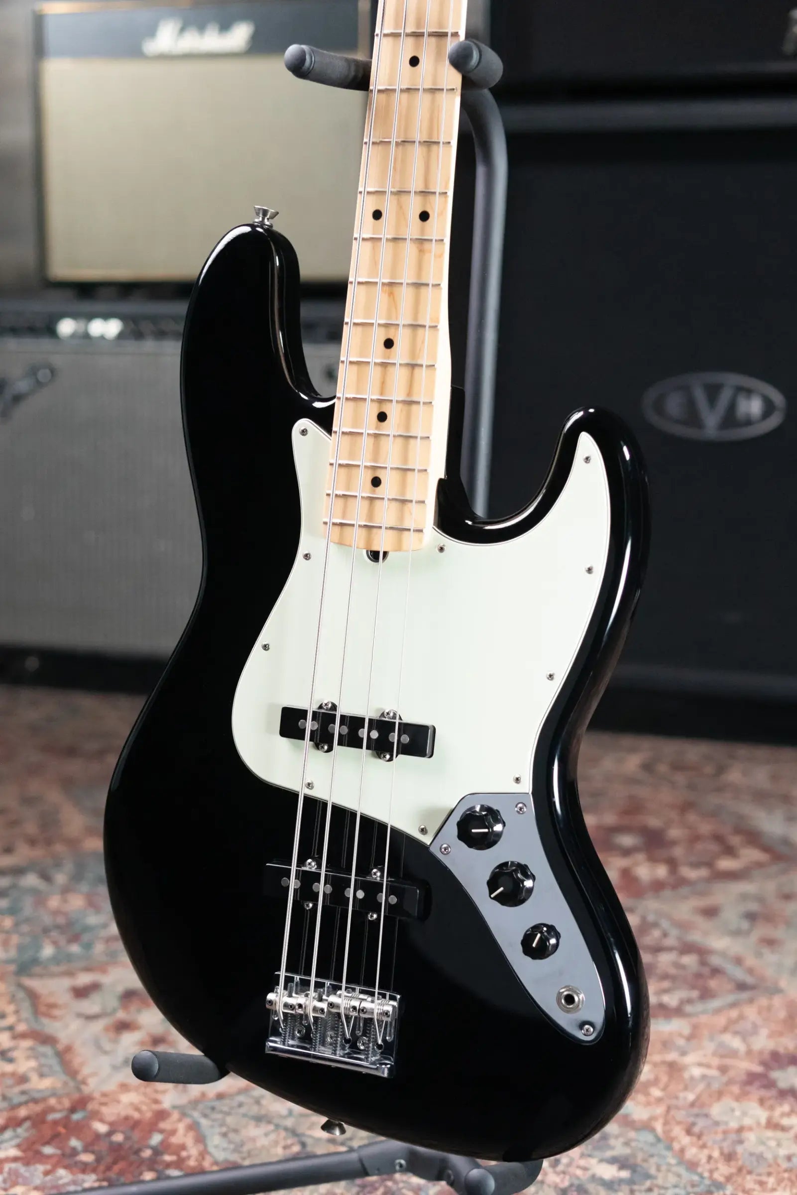 Fender American Professional Jazz Bass Maple Fingerboard, Black with Hardshell Case - Used