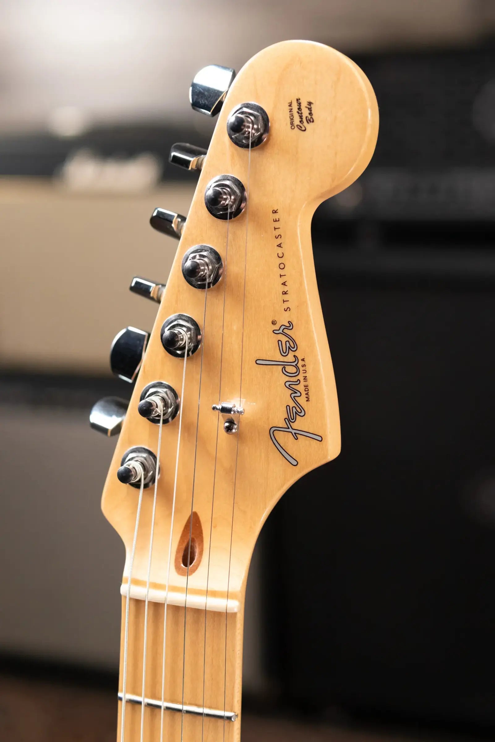 Fender American Standard Stratocaster Electric Guitar Sienna Sunburst with Hardshell Case - Used