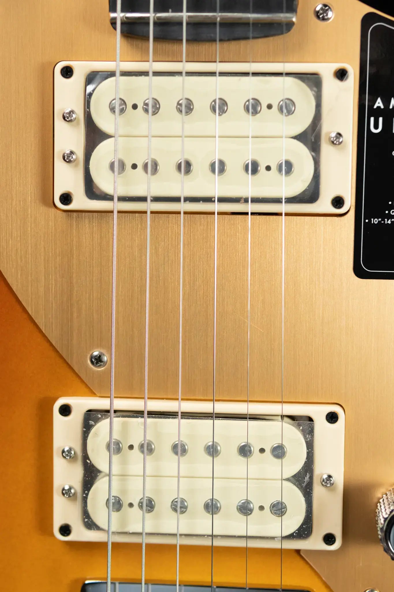 Fender American Ultra II Meteora, Ebony Fingerboard - Ultraburst With Deluxe Molded Hardshell Case