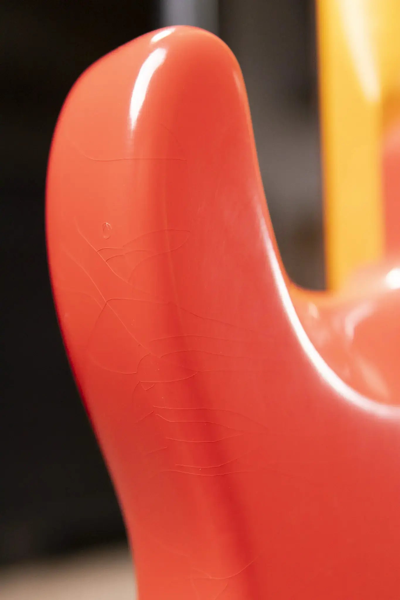 Fender American Ultra Luxe Vintage '60s Stratocaster HSS Electric Guitar - Fiesta Red with Hardshell Case