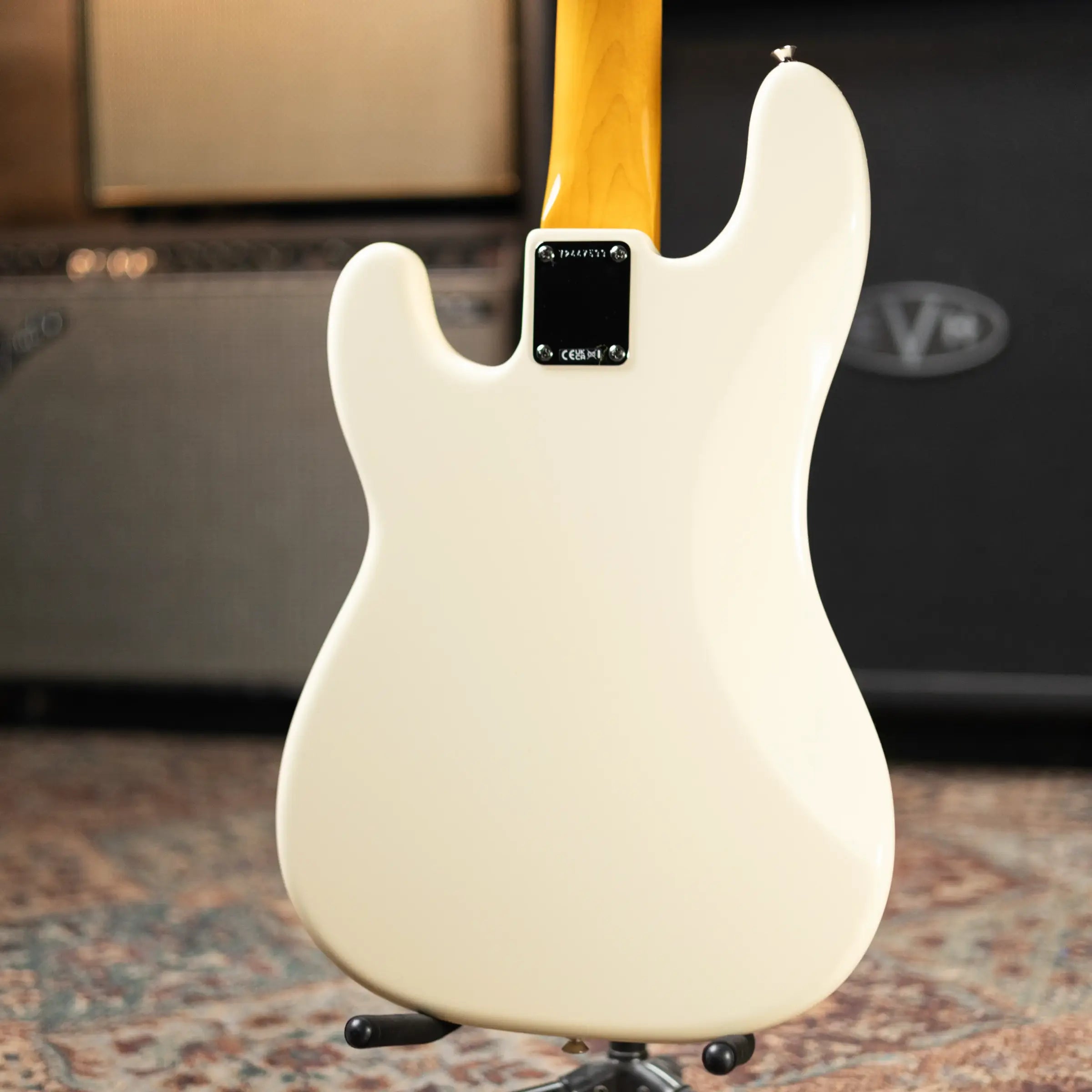 Fender American Vintage II 1960 Precision Bass, Rosewood Fingerboard - Olympic White with Vintage-Style Brown Hardshell Case