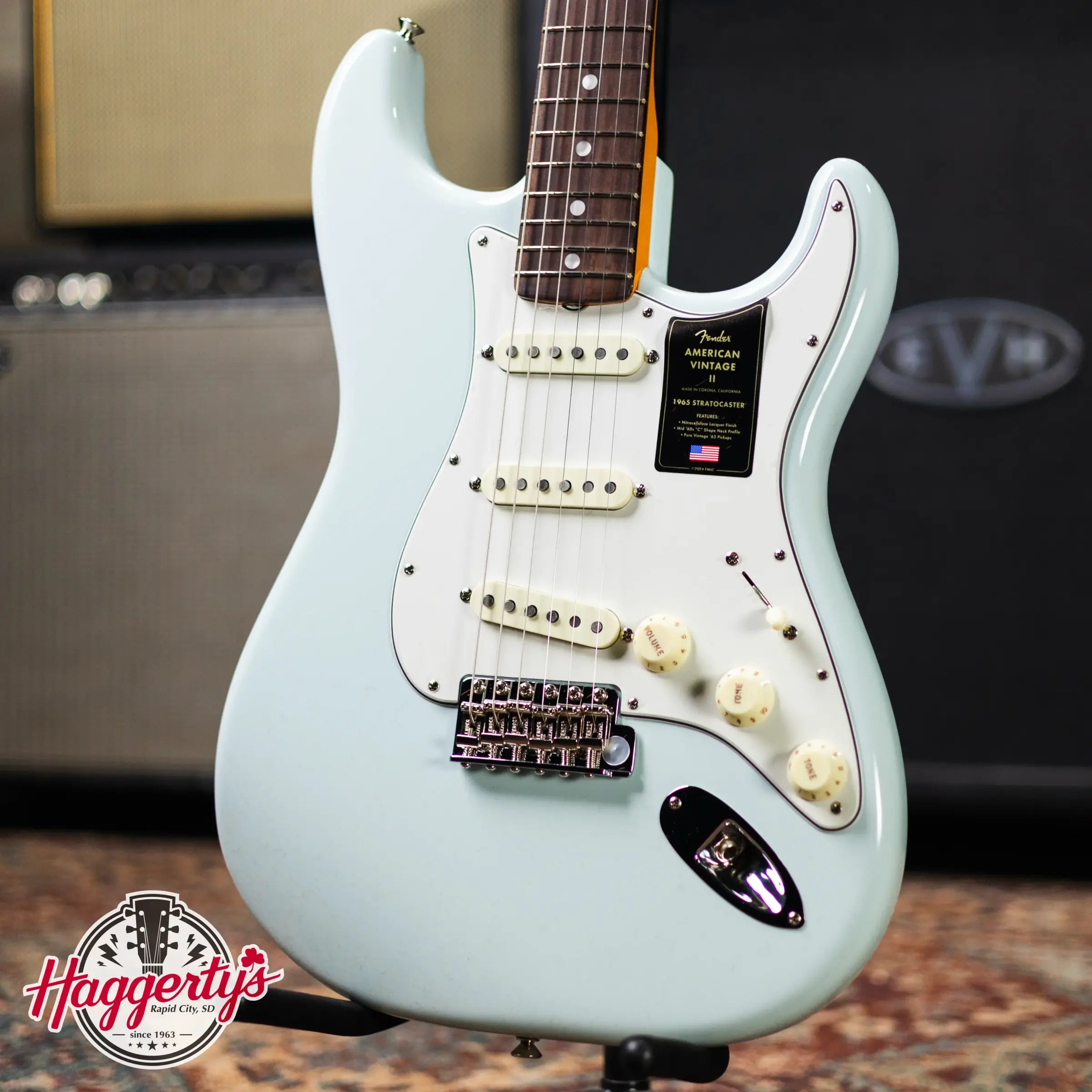 Fender American Vintage II 1965 Stratocaster, Round-Lam Rosewood Fingerboard - Sonic Blue with Hardshell Case