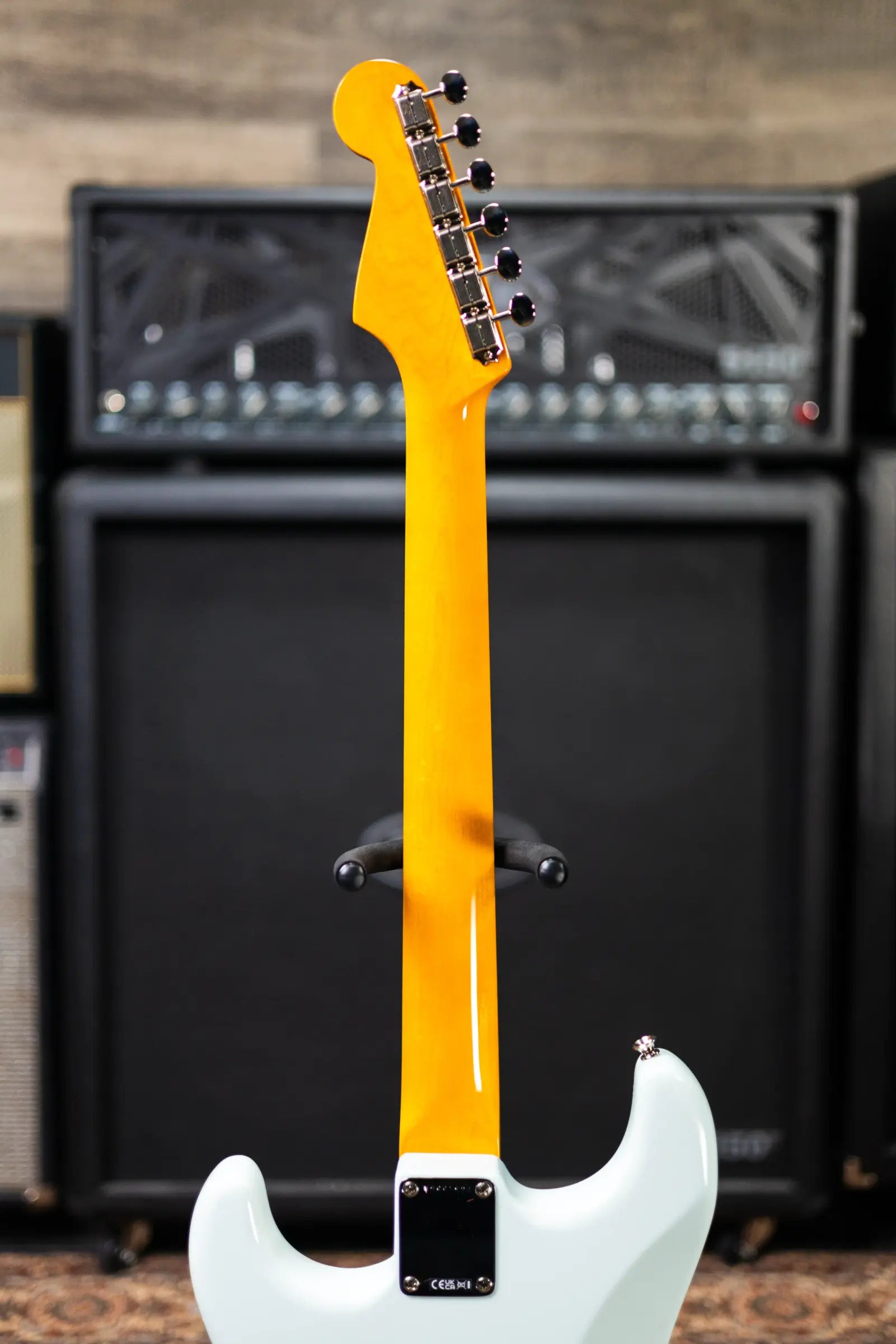 Fender American Vintage II 1965 Stratocaster, Round-Lam Rosewood Fingerboard - Sonic Blue with Hardshell Case