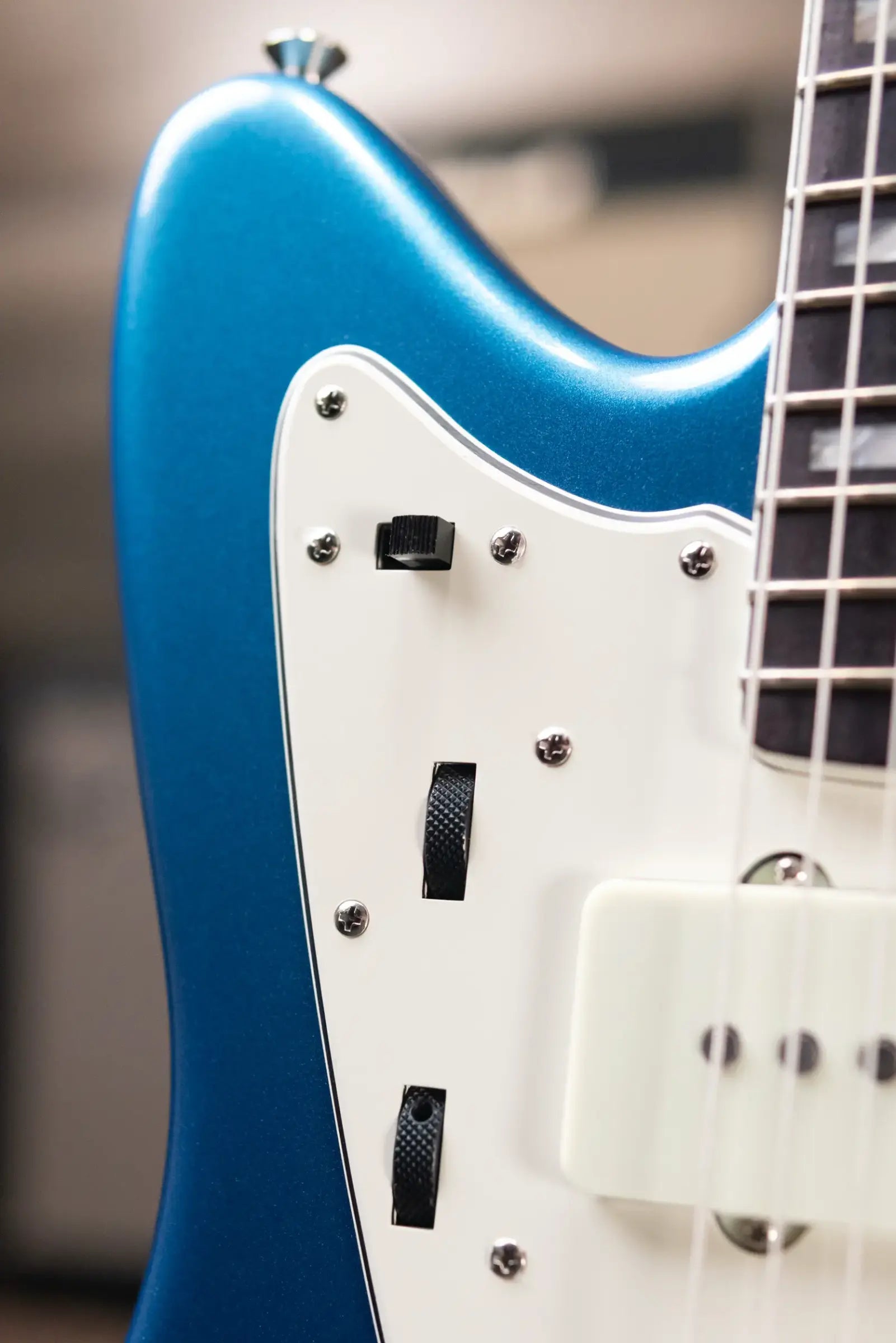 Fender American Vintage II 1966 Jazzmaster Electric Guitar Lake Placid Blue with Hardshell Case - Used