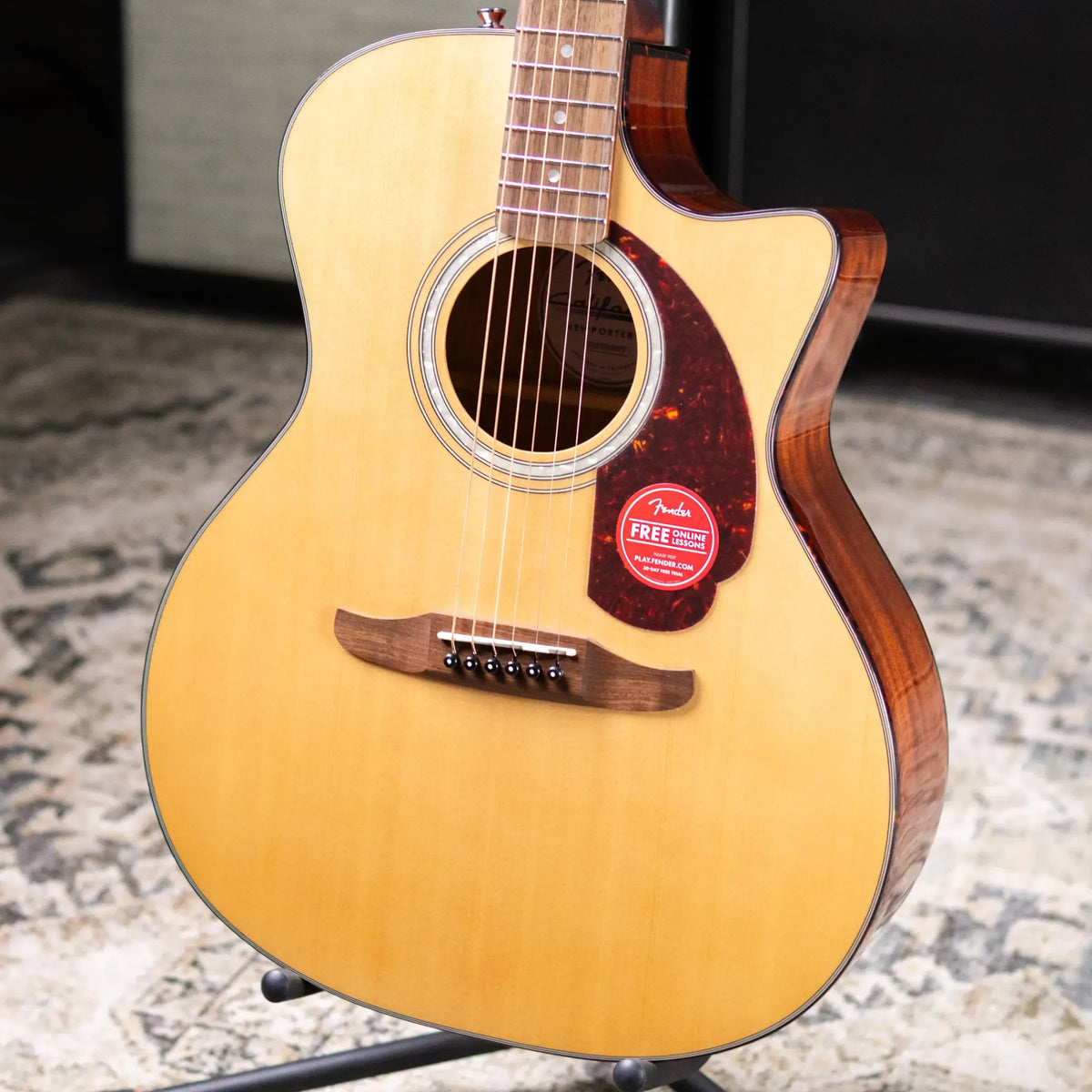 Fender California Deluxe Newporter CE Acoustic/Electric Guitar - Natural
