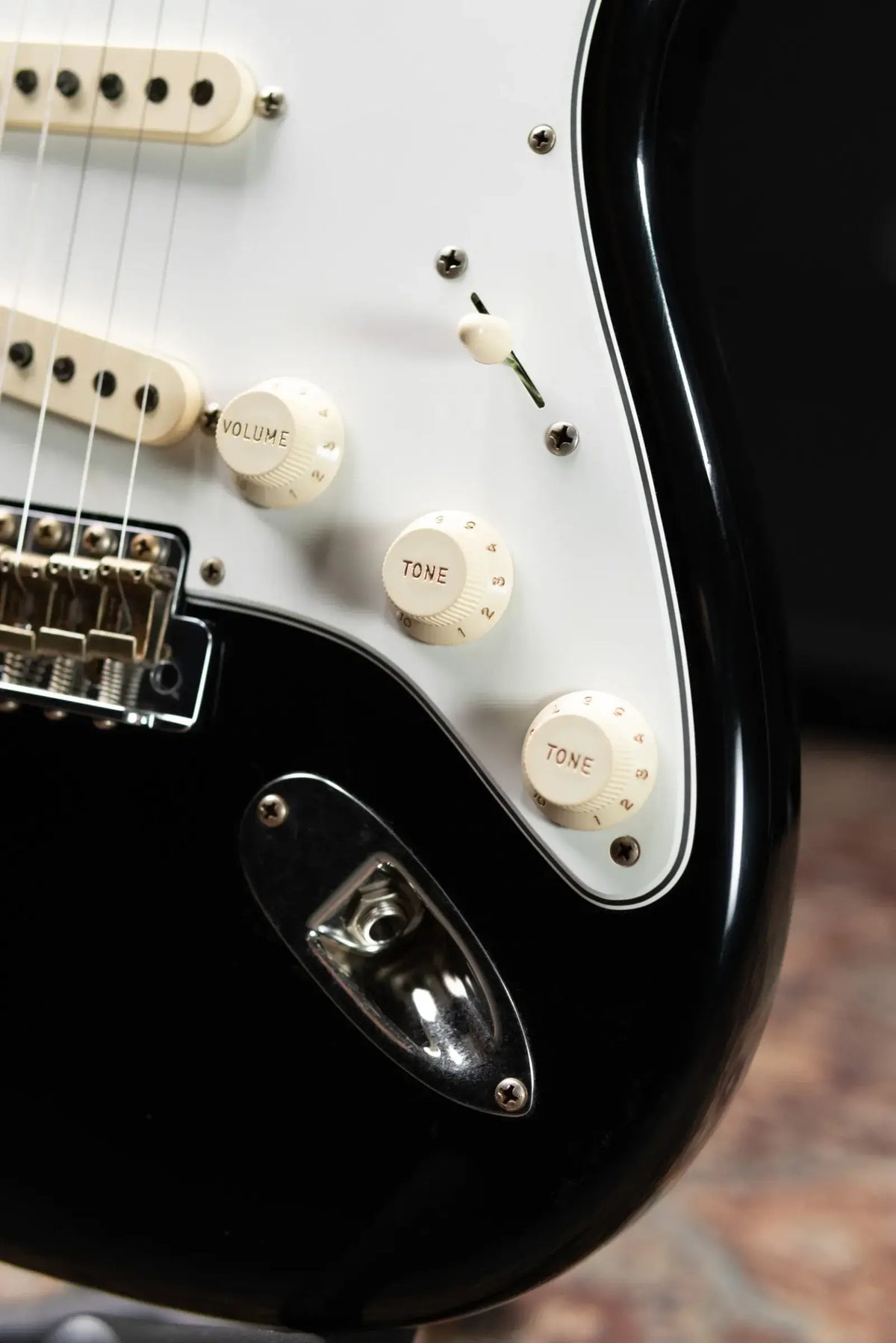 Fender Custom Shop 1955 Stratocaster Journeyman Relic Electric Guitar - Black with Hardshell Case