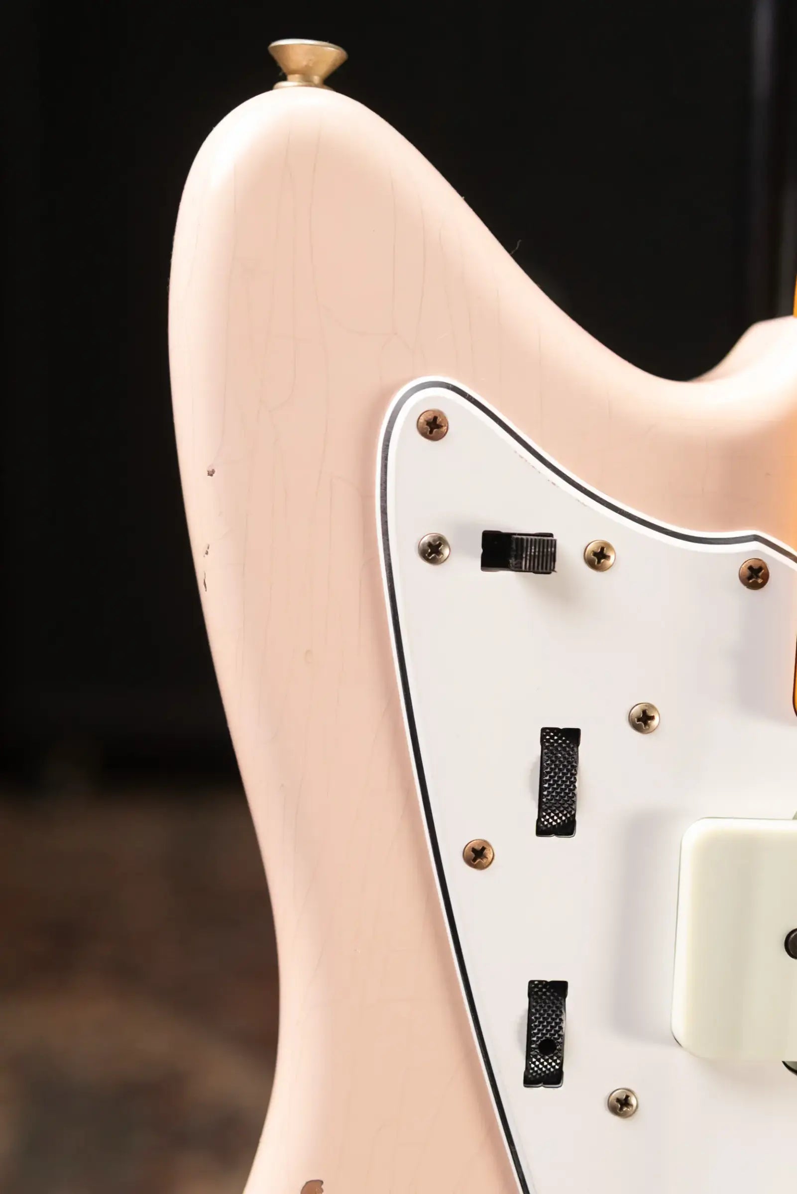 Fender Custom Shop 1963 Jazzmaster Relic Electric Guitar - Aged Shell Pink with Hardshell Case
