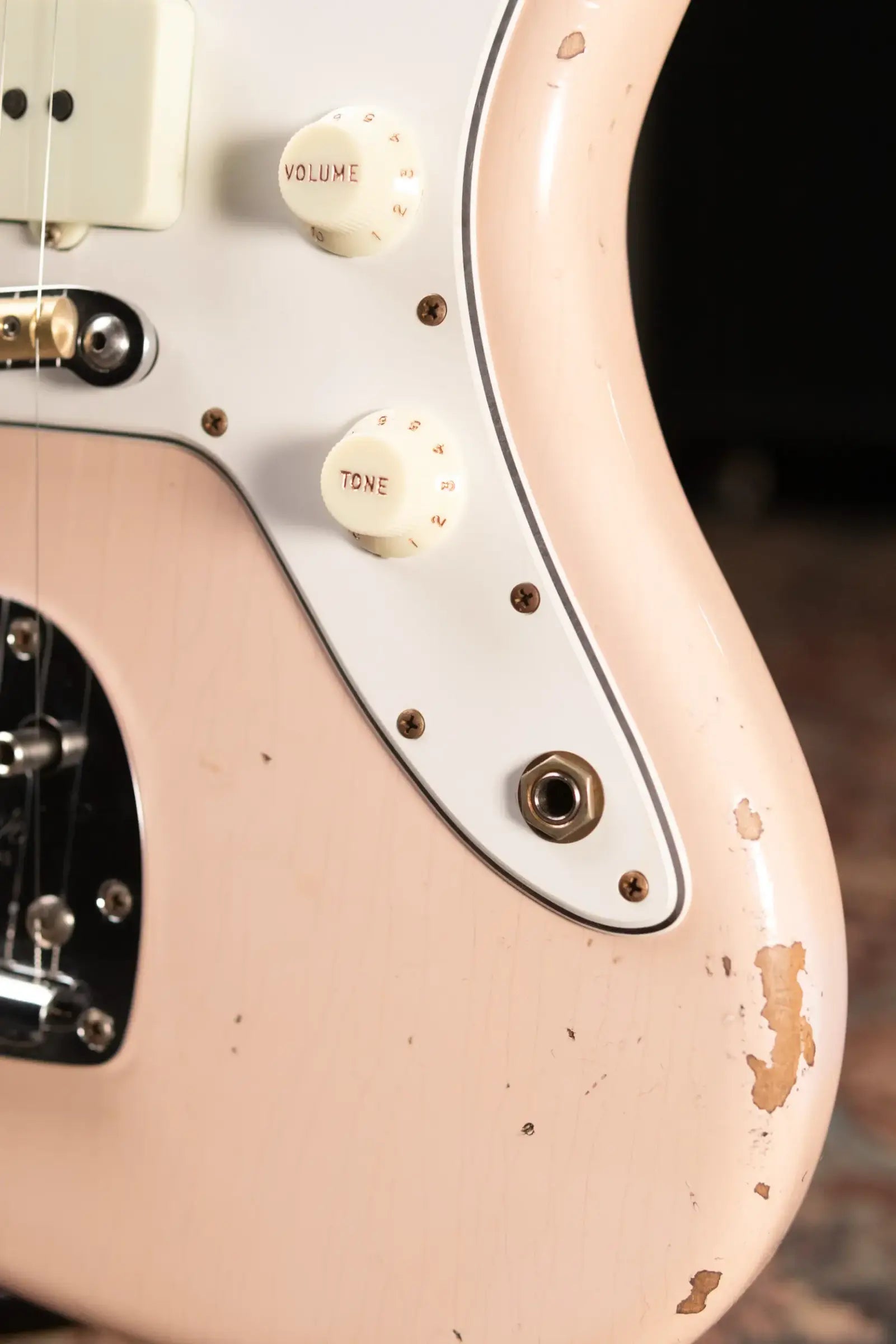 Fender Custom Shop 1963 Jazzmaster Relic Electric Guitar - Aged Shell Pink with Hardshell Case
