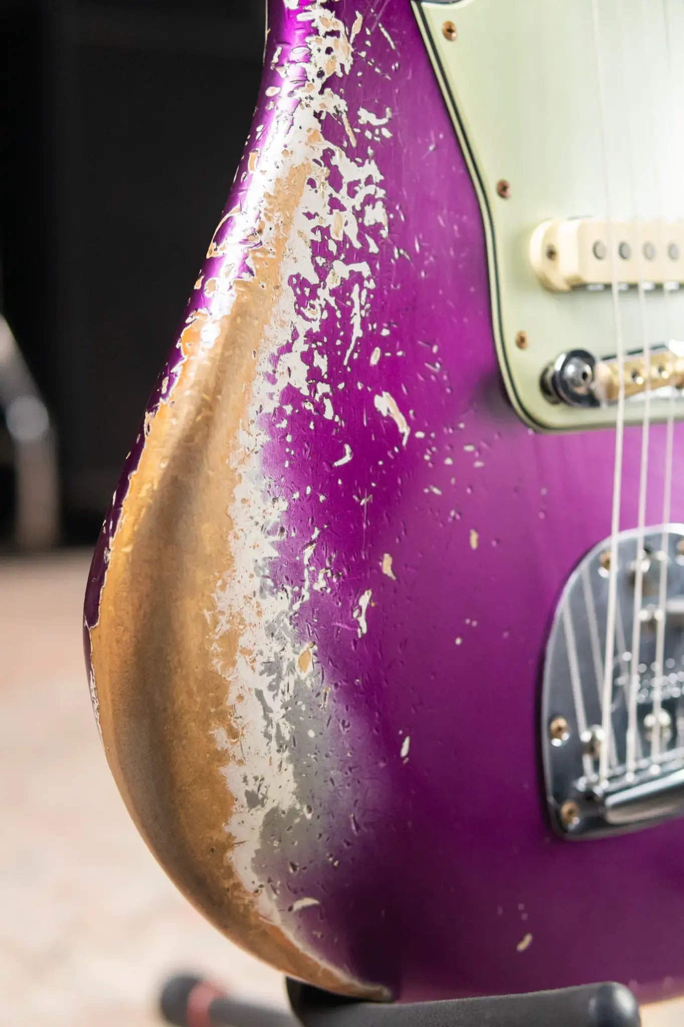 Fender Custom Shop 1965 Jaguar Heavy Relic Electric Guitar - Faded Purple Metallic with Hardshell Case