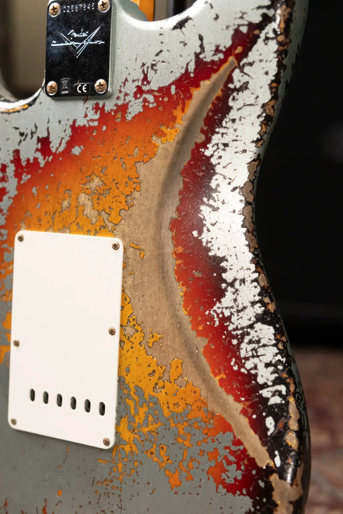 Fender Custom Shop 1965 Stratocaster Super Heavy Relic Electric Guitar - Super Faded Aged Firemist Silver over 3-Color Sunburst with Hardshell Case