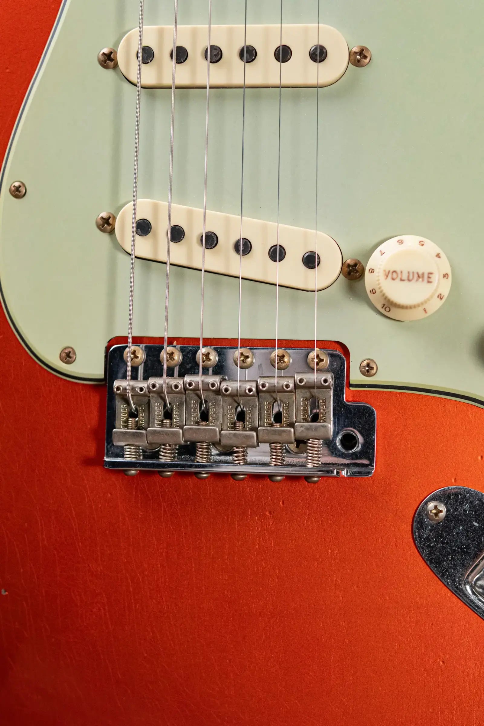 Fender Custom Shop 2026 NAMM #109 Limited Edition 60s Dualmag II Compound Radius Stratocaster Relic Electric Guitar - Candy Tangerine with Hardshell Case