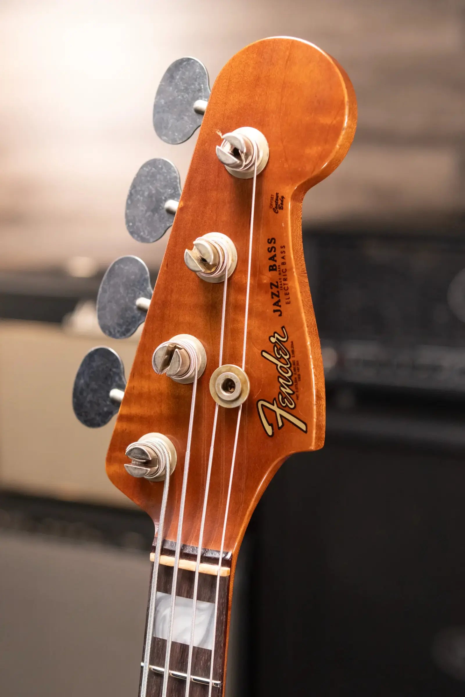 Fender Custom Shop Artisan Maple Burl Relic Jazz Bass - Honey Burst with Hardshell Case