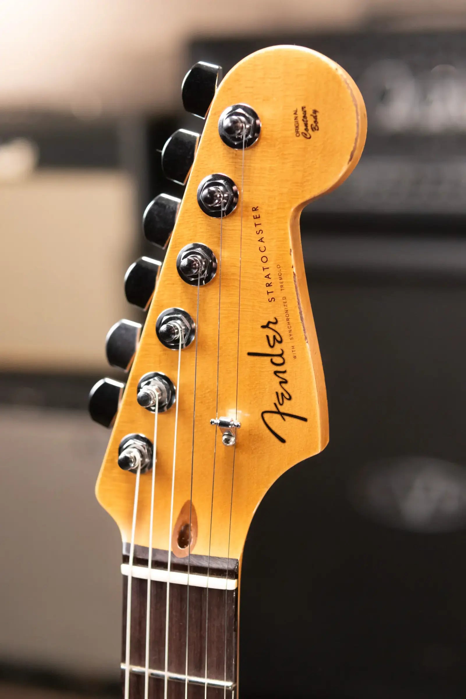Fender Custom Shop Custom Deluxe HB S-1 Strat Relic Electric Guitar - Magenta Sparkle with Closet Classic Hardware and Hardshell Case