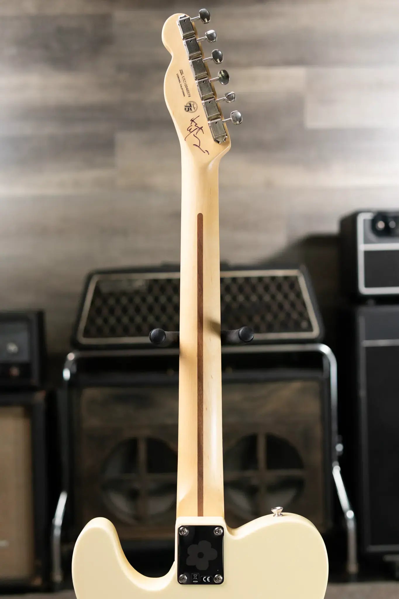 Fender Custom Shop "Imagine" World Stamp Collection Telecaster, Republic of Angola with Hardshell Case