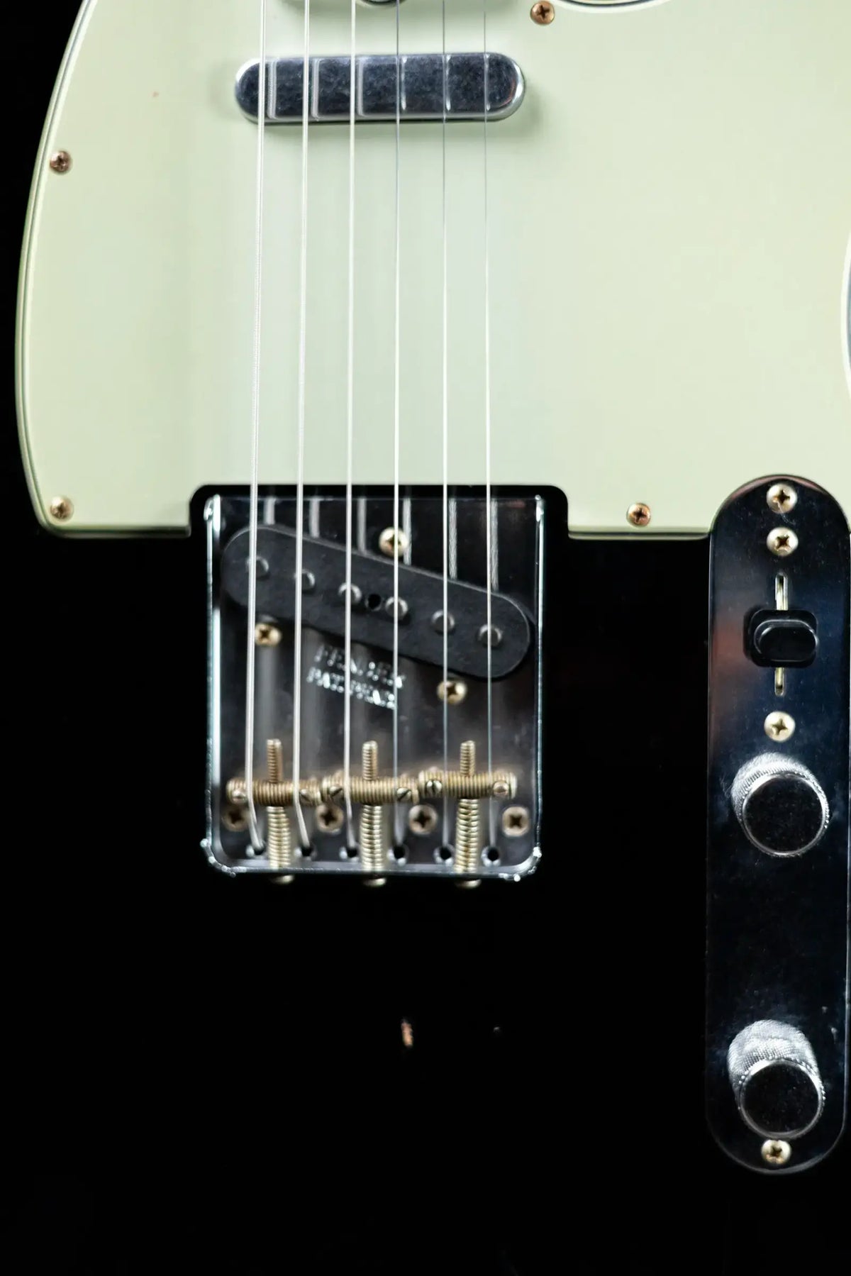 Fender Custom Shop LR25 1963 Telecaster Electric Guitar - Relic Black with Hardshell Case