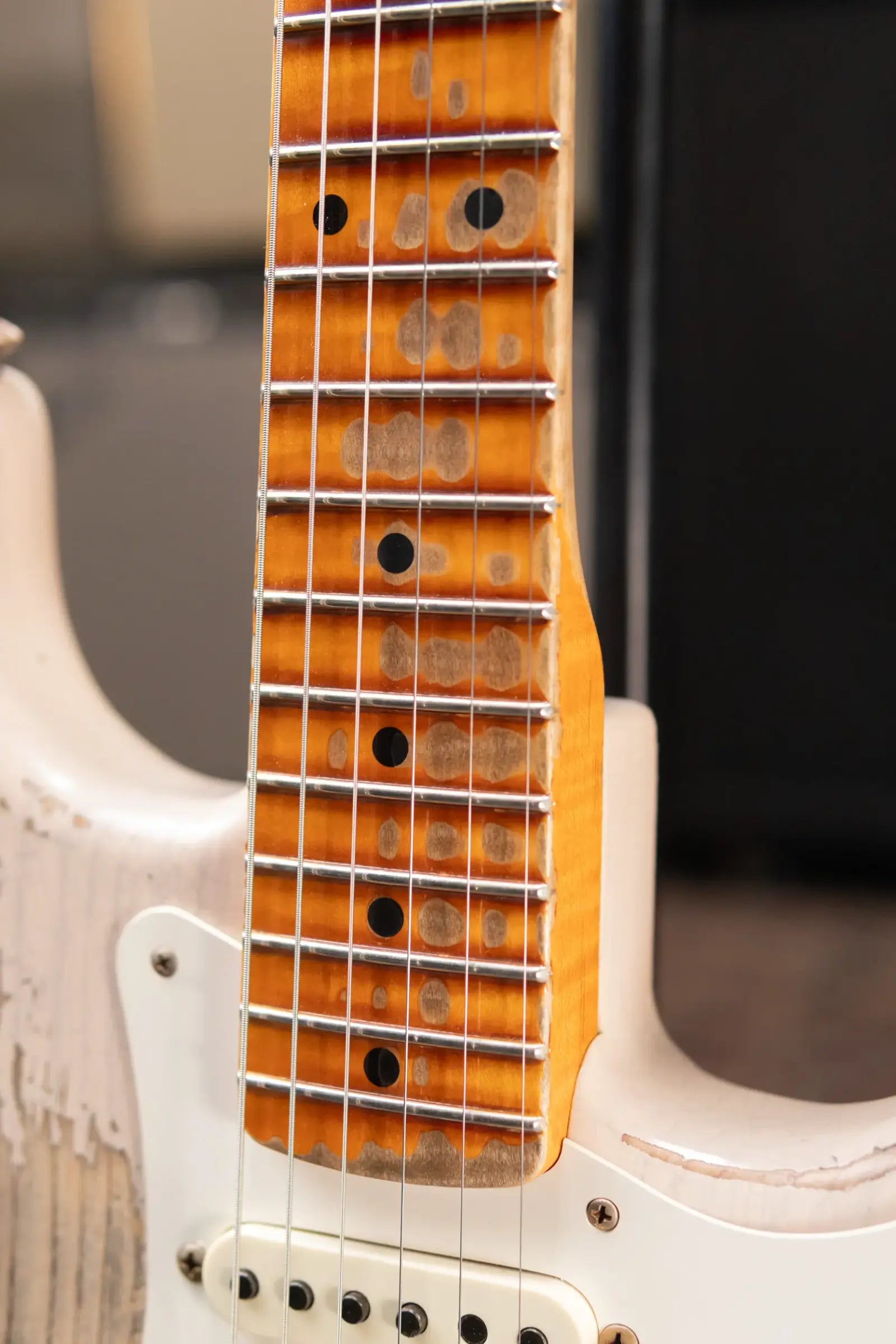 Fender Custom Shop LTD Red Hot Stratocaster - Heavy Relic Dirty White Blonde with Hardshell Case - Used