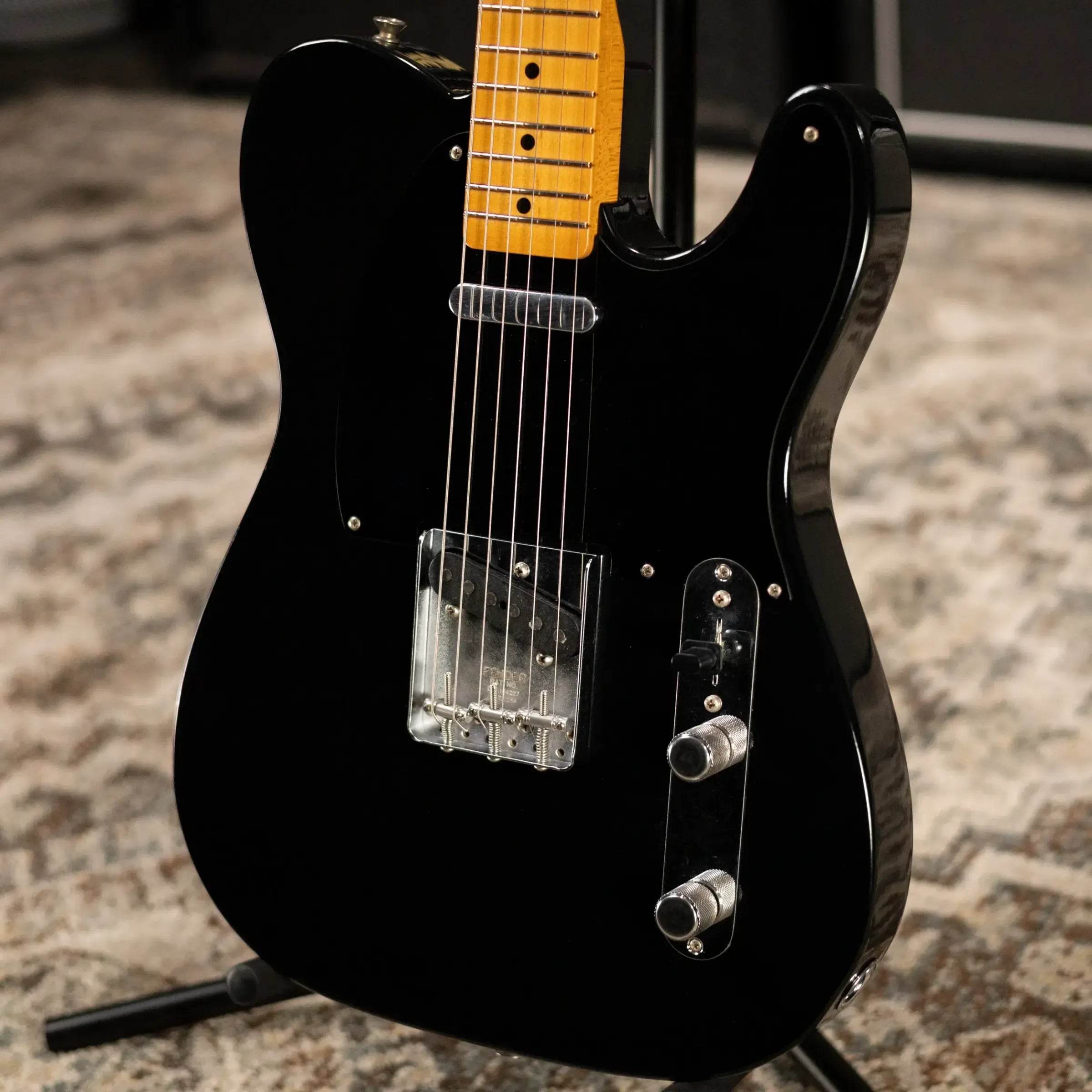 Fender Dealer Exclusive Vintera Road Worn '60s Double Esquire Electric Guitar - Black