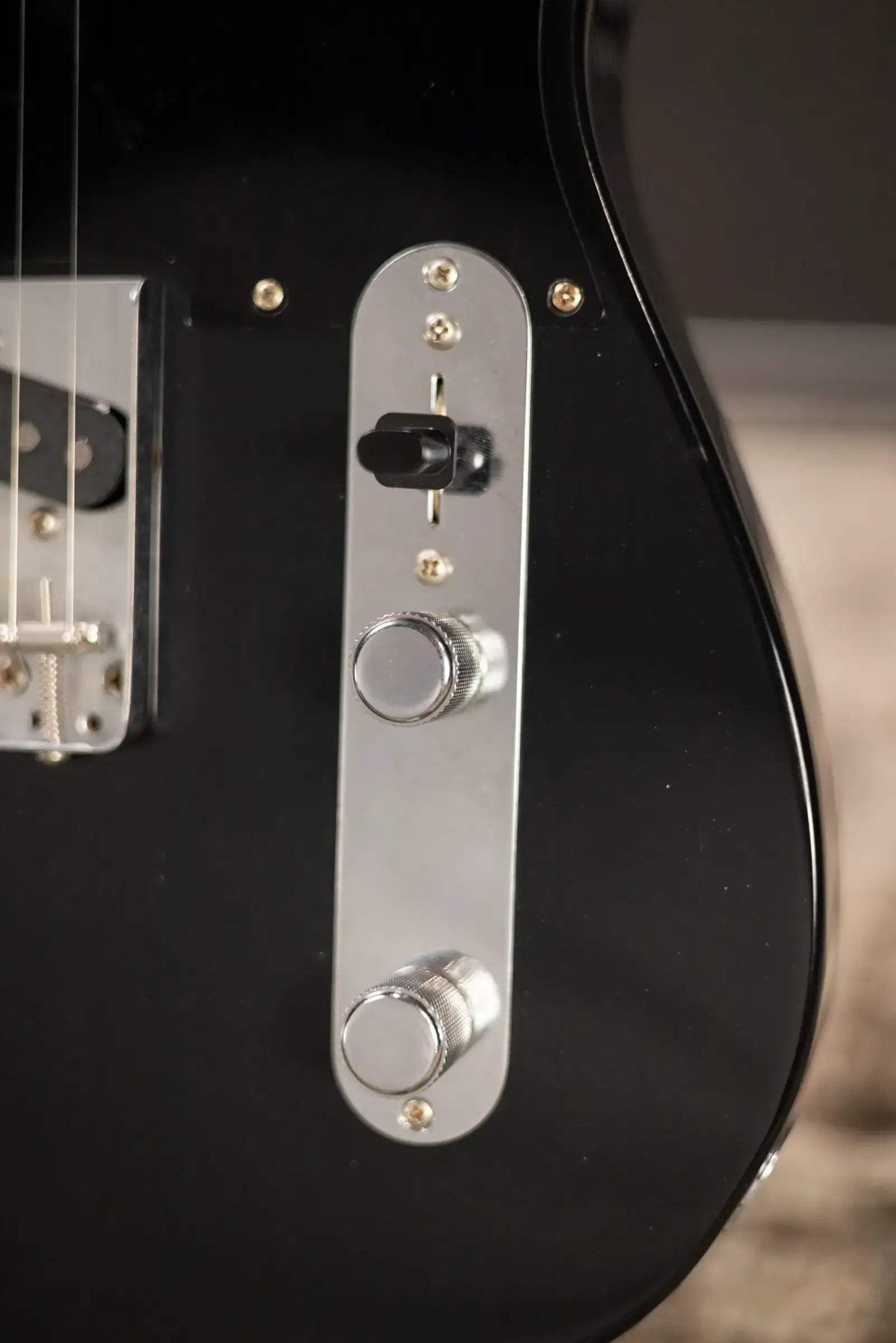 Fender Dealer Exclusive Vintera Road Worn '60s Double Esquire Electric Guitar - Black with Hardshell Case